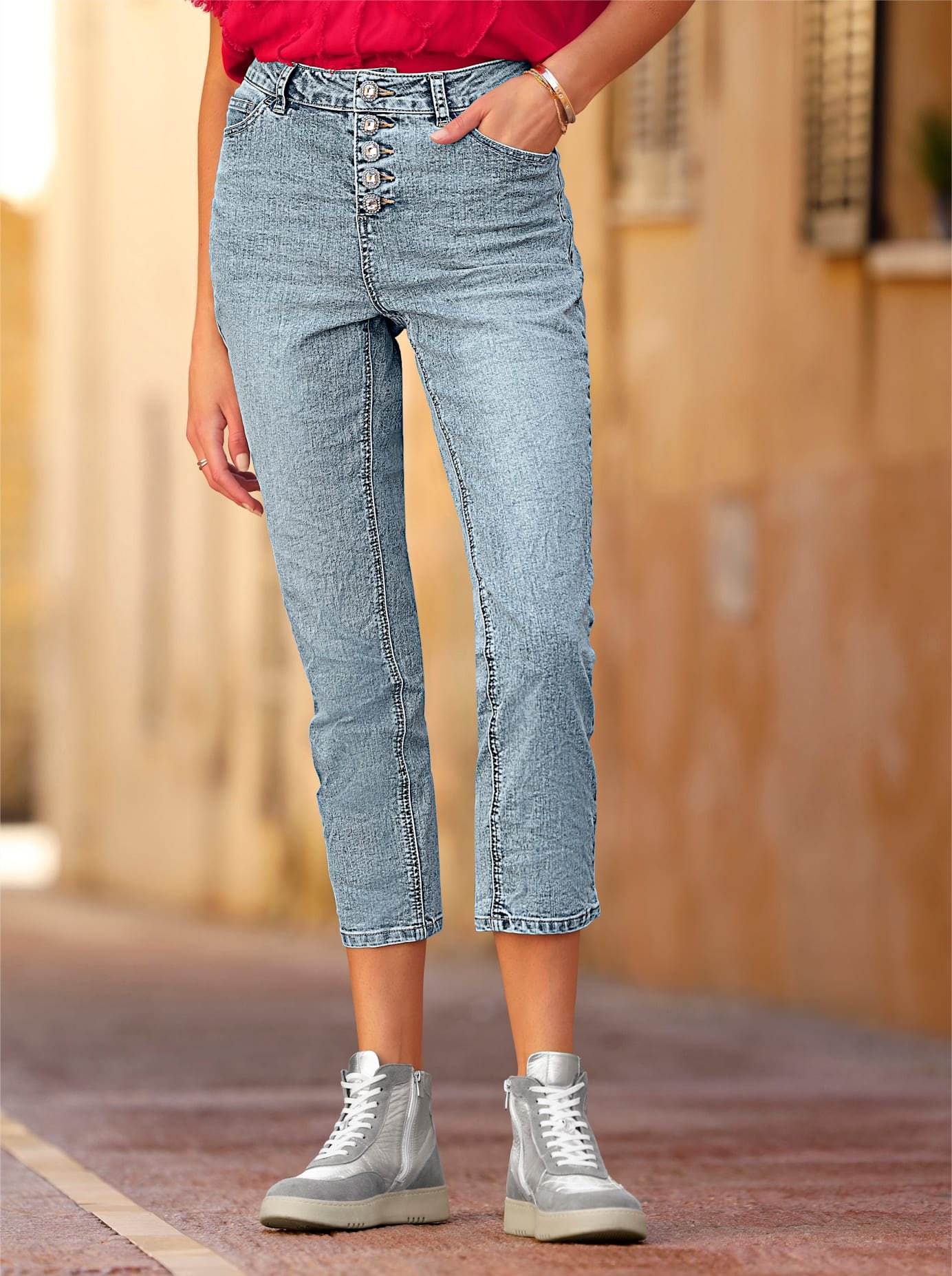 Bequeme Jeans HEINE, Damen, Gr. 36, Normalgrößen, blau, bleached, 79% Baumwolle, 19% Polyester, 2% Elasthan, unifarben, 7/8-Länge, Jeans 3