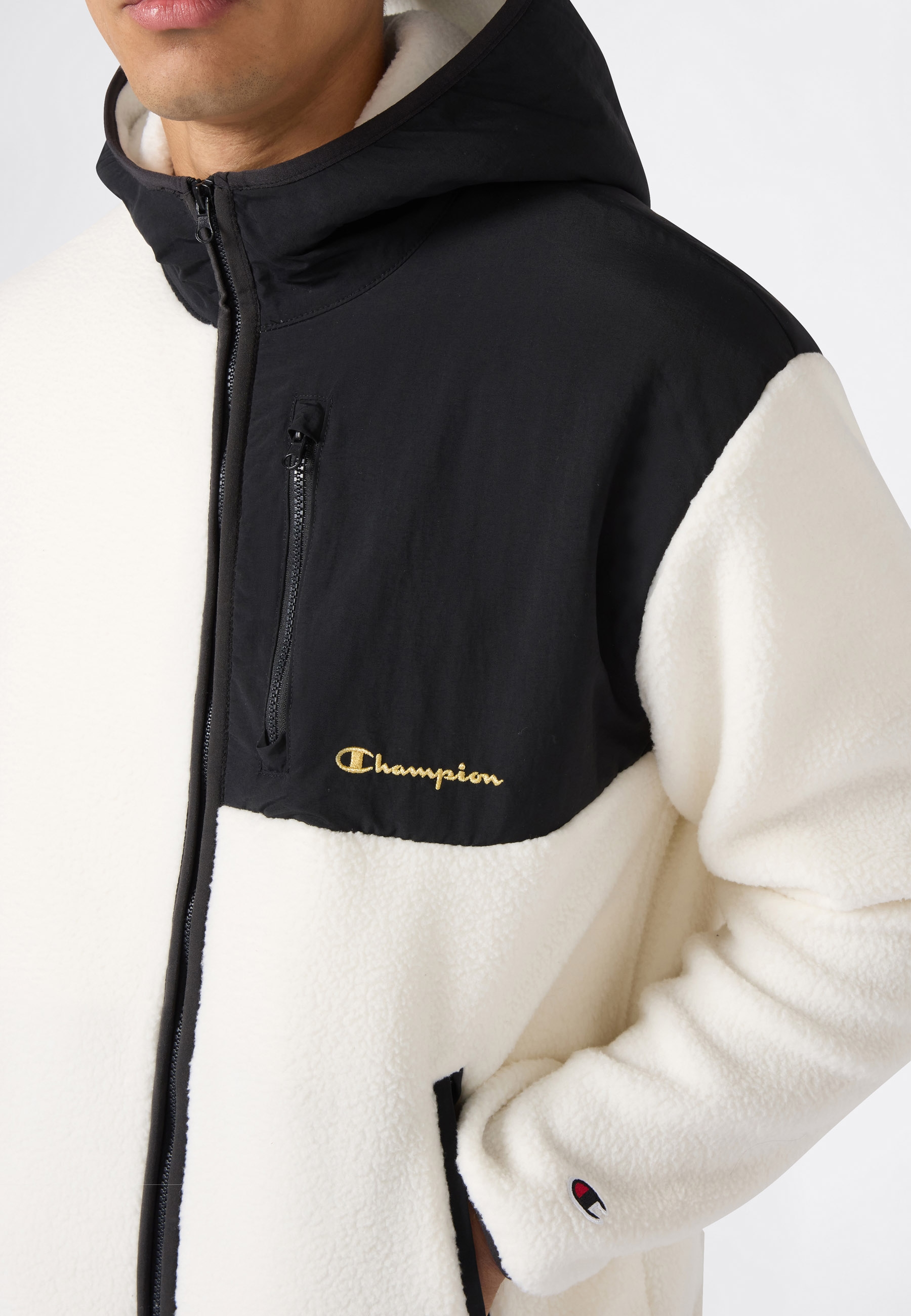 Champion Kapuzensweatjacke »SPORTWEAR ZIP-UP HOODIE Relax Fit Polar« mit Taschen und Logostickereien