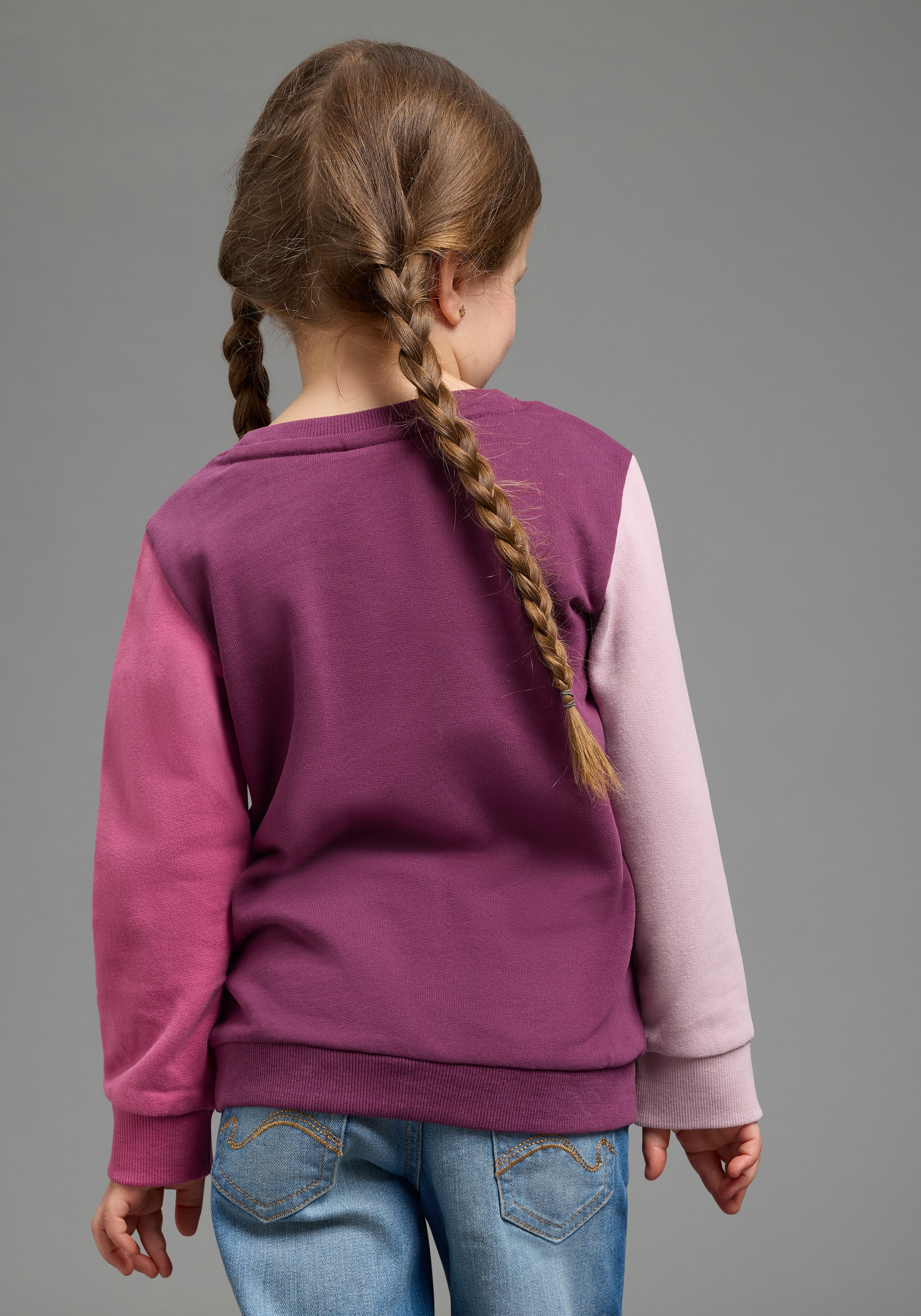 KangaROOS Sweatshirt »Sweatshirt mit kontrastfarbigen Ärmeln und KangaROOS Stickerei«, Sweatshirt in Colorblocking-Design, Mama&Me Style
