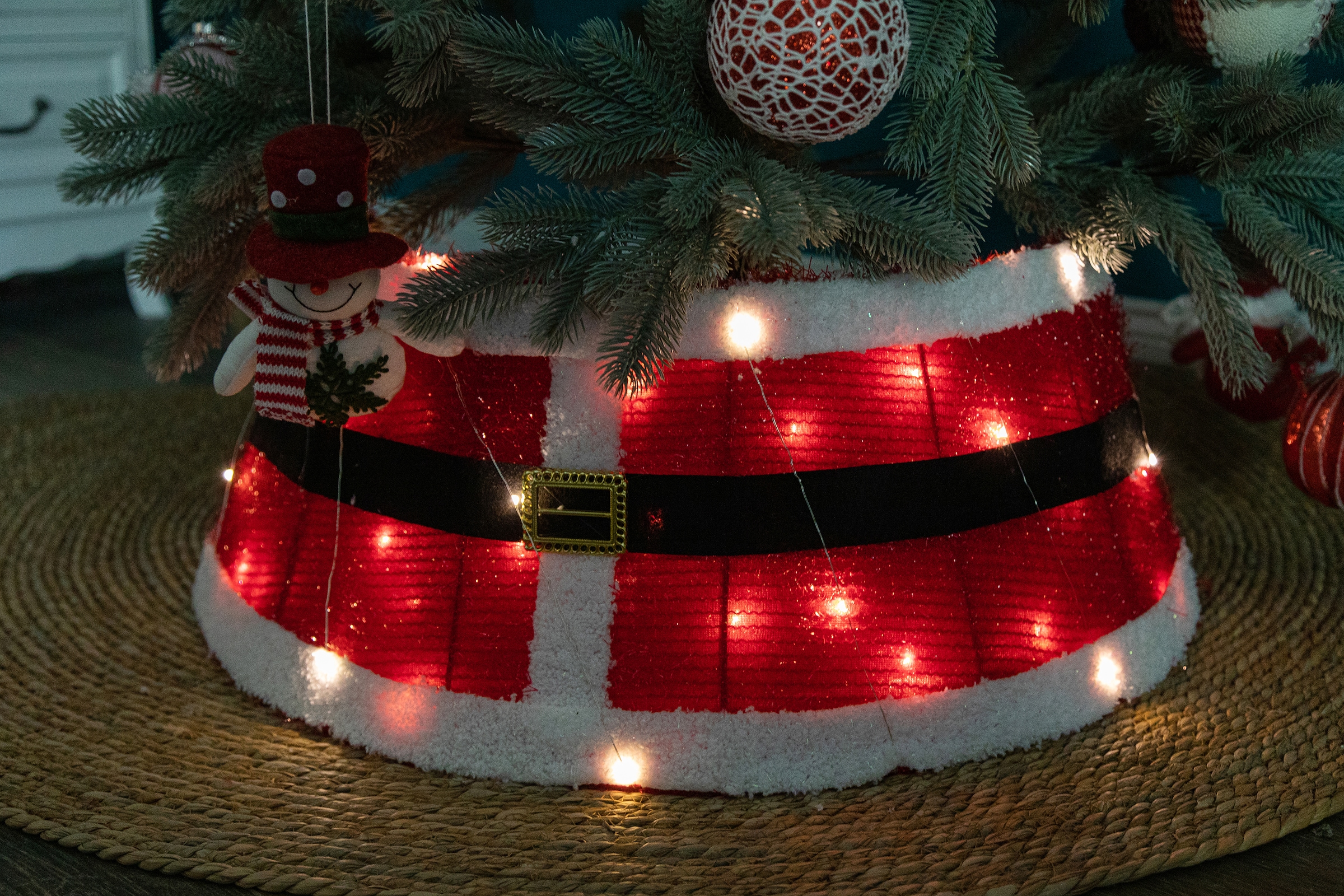 Myflair Möbel warmweißen LED\'s | Christbaumständer Christbaumschmuck«, Verkeidung, & BAUR kaufen Accessoires »Weihnachtsdeko tlg.), mit rot, (1