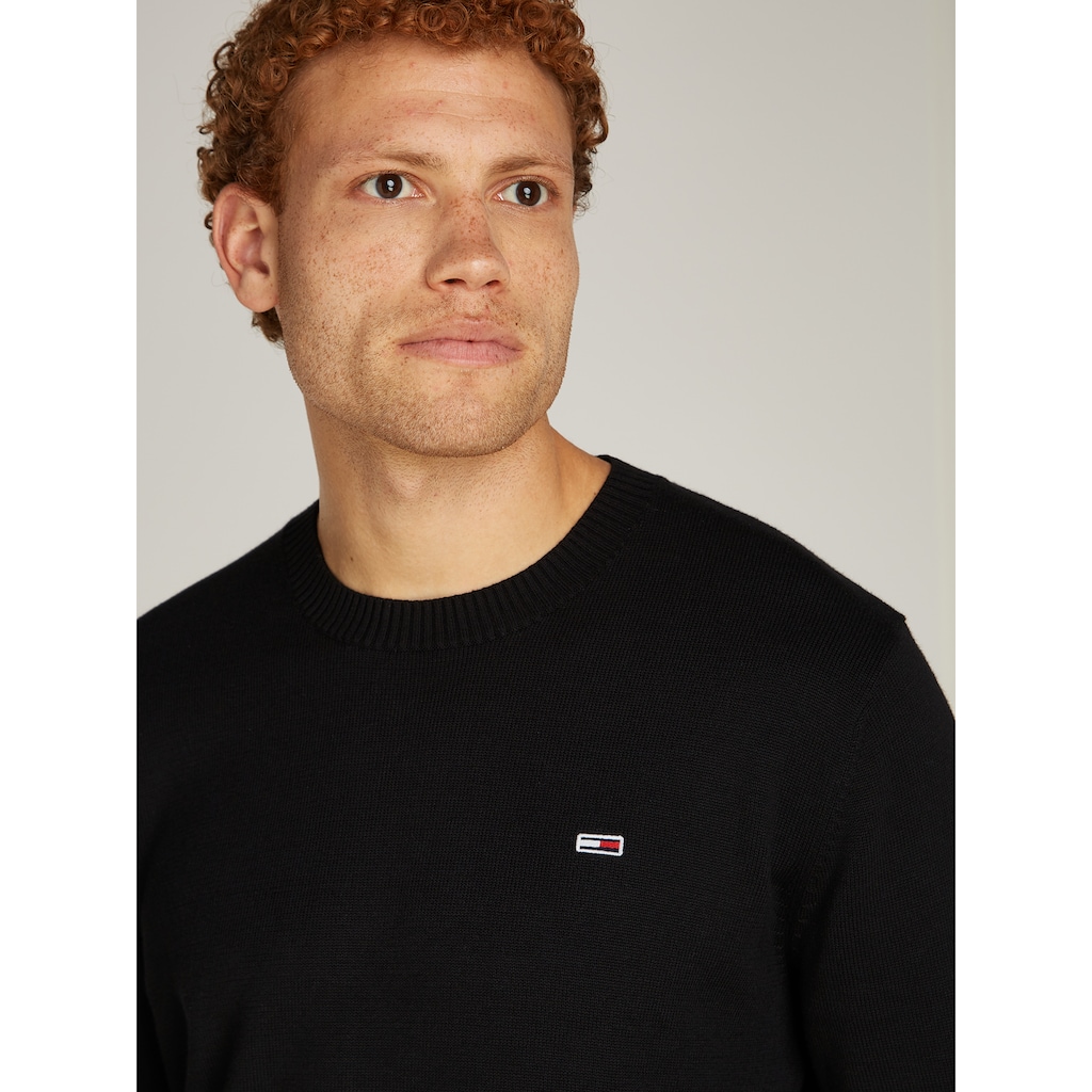 Tommy Jeans Rundhalspullover »TJM SLIM ESSENTIAL LIGHT SWEATER«, mit Flag-Patch