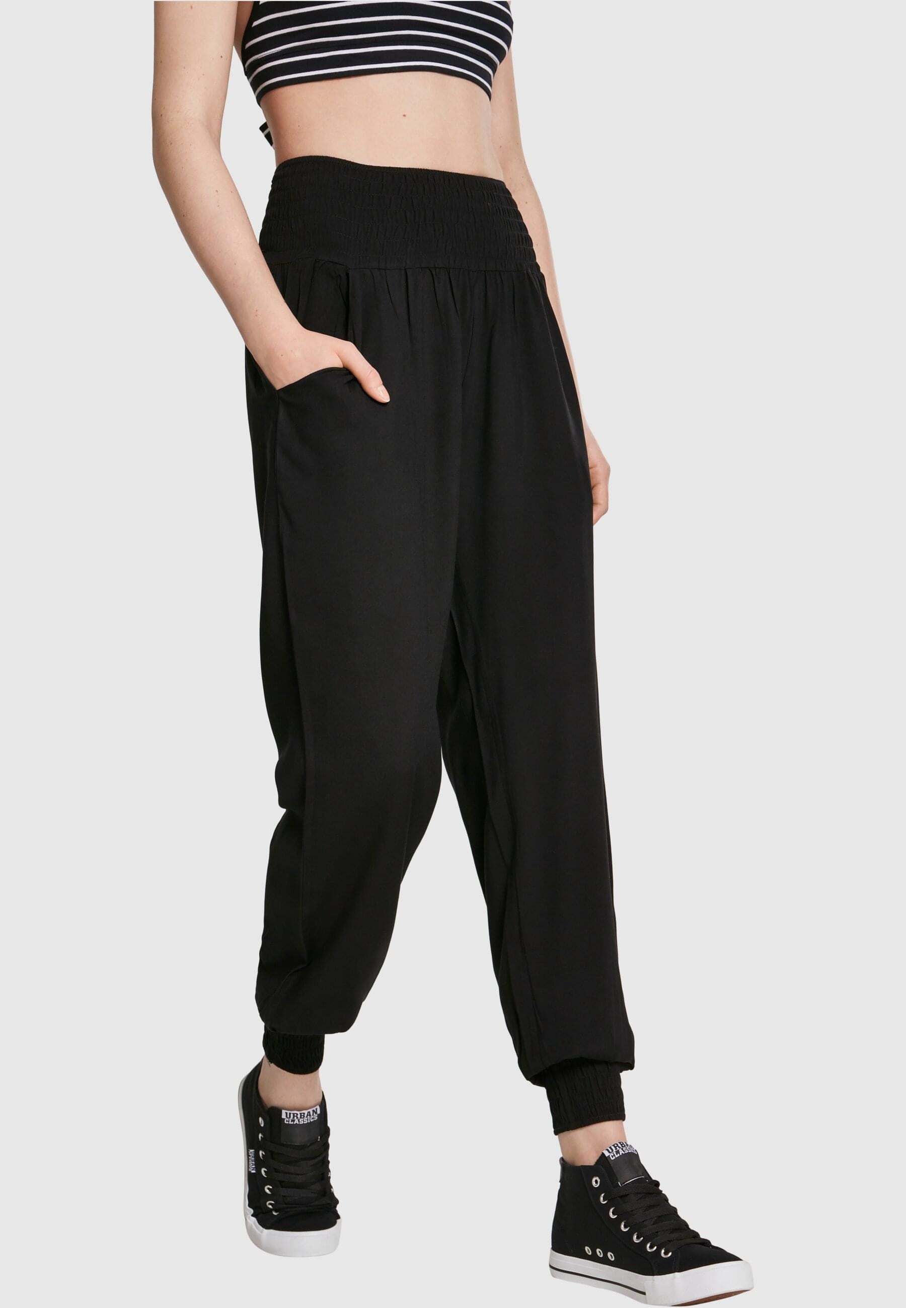 URBAN CLASSICS Stoffhose »Urban Classics Damen Ladies Sarong Pants«, (1 tlg.)