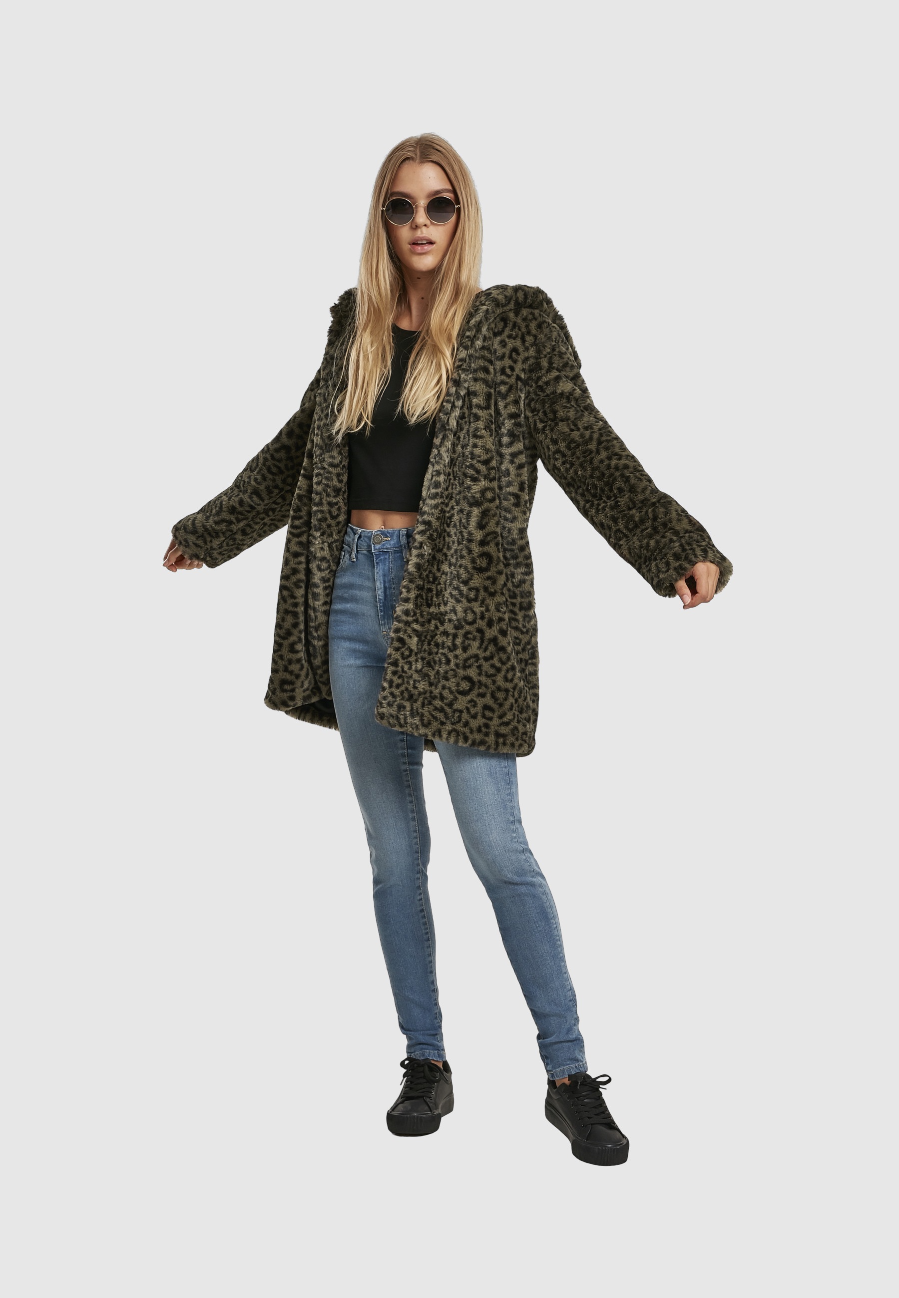 URBAN CLASSICS Parka »Urban Classics Damen Ladies Leo Teddy Coat« 1 Stk. tlg. mit Kapuze