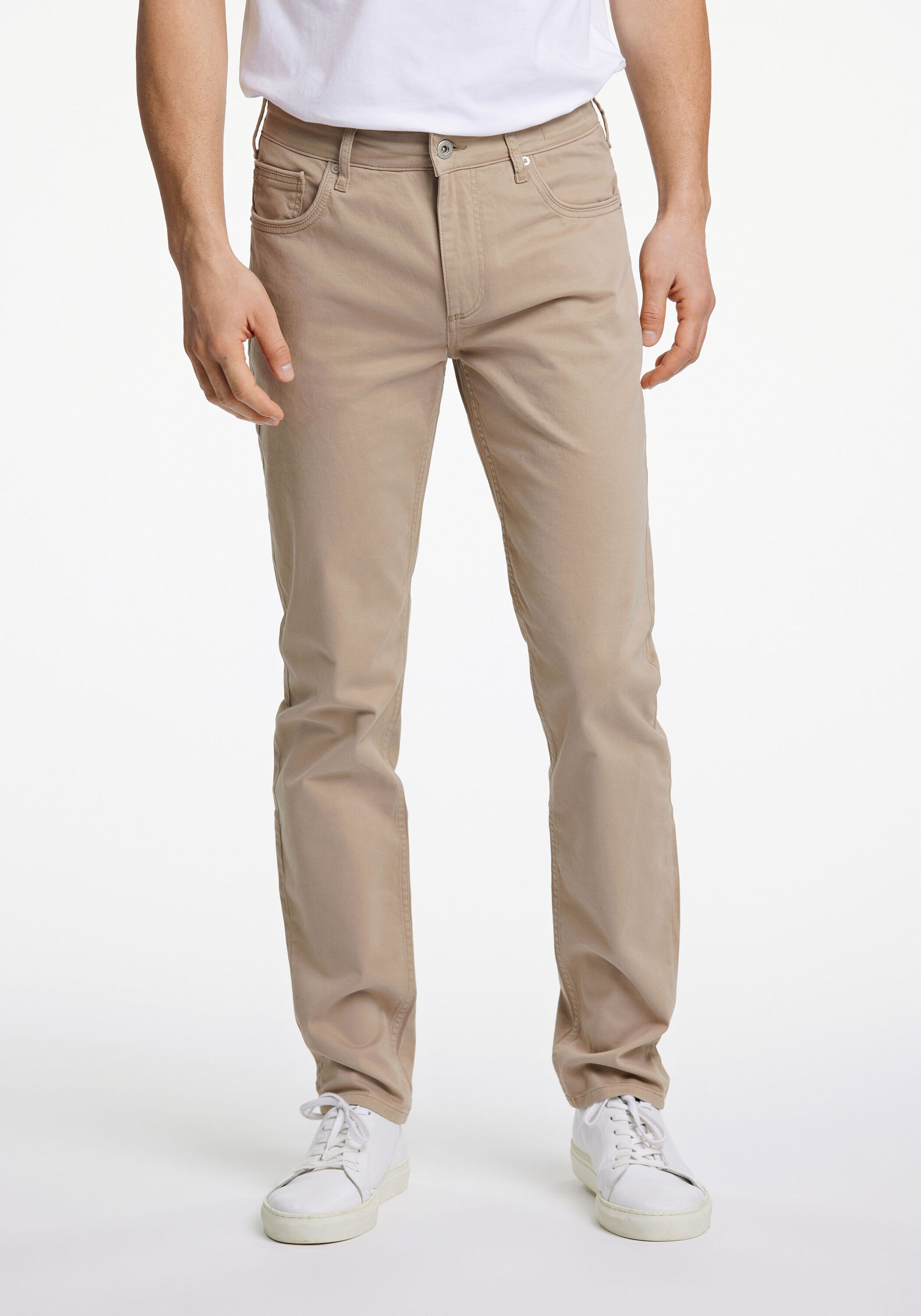 5-Pocket-Hose LINDBERGH "5-Pocket Hosen Tapered Fit", Herren, Gr. 36, Länge 32, beige (sand), Obermaterial: 97% Baumwolle, 3% Elasthan, unifarben, gerade, unten schmal, Hosen 5-Pocket-Hose