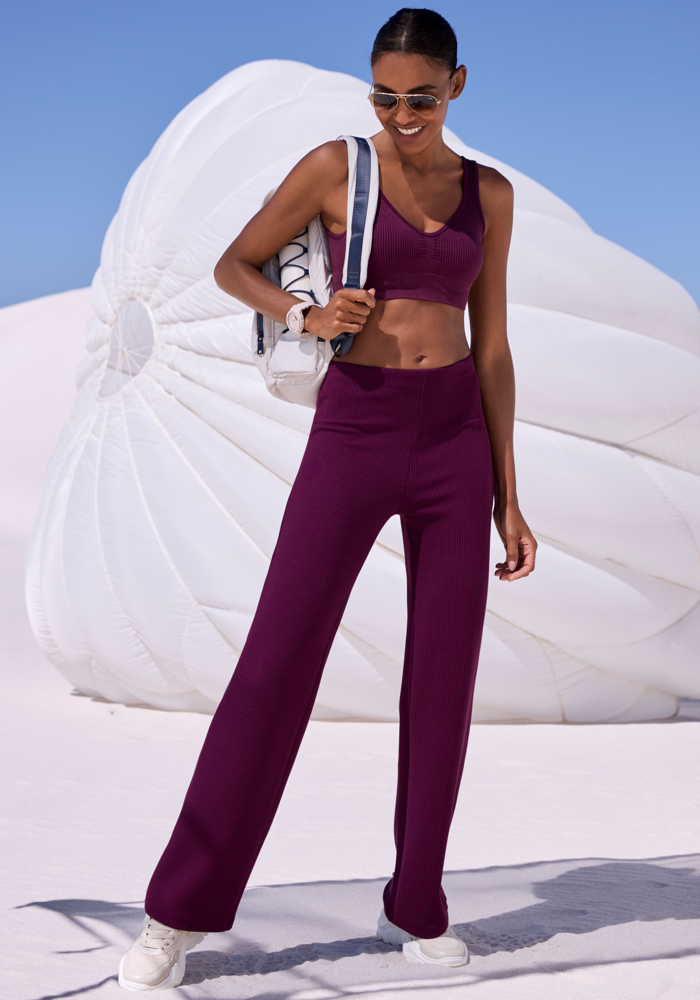 Thumbnail - LASCANA ACTIVE Sporthose aus elastischer Rippstruktur