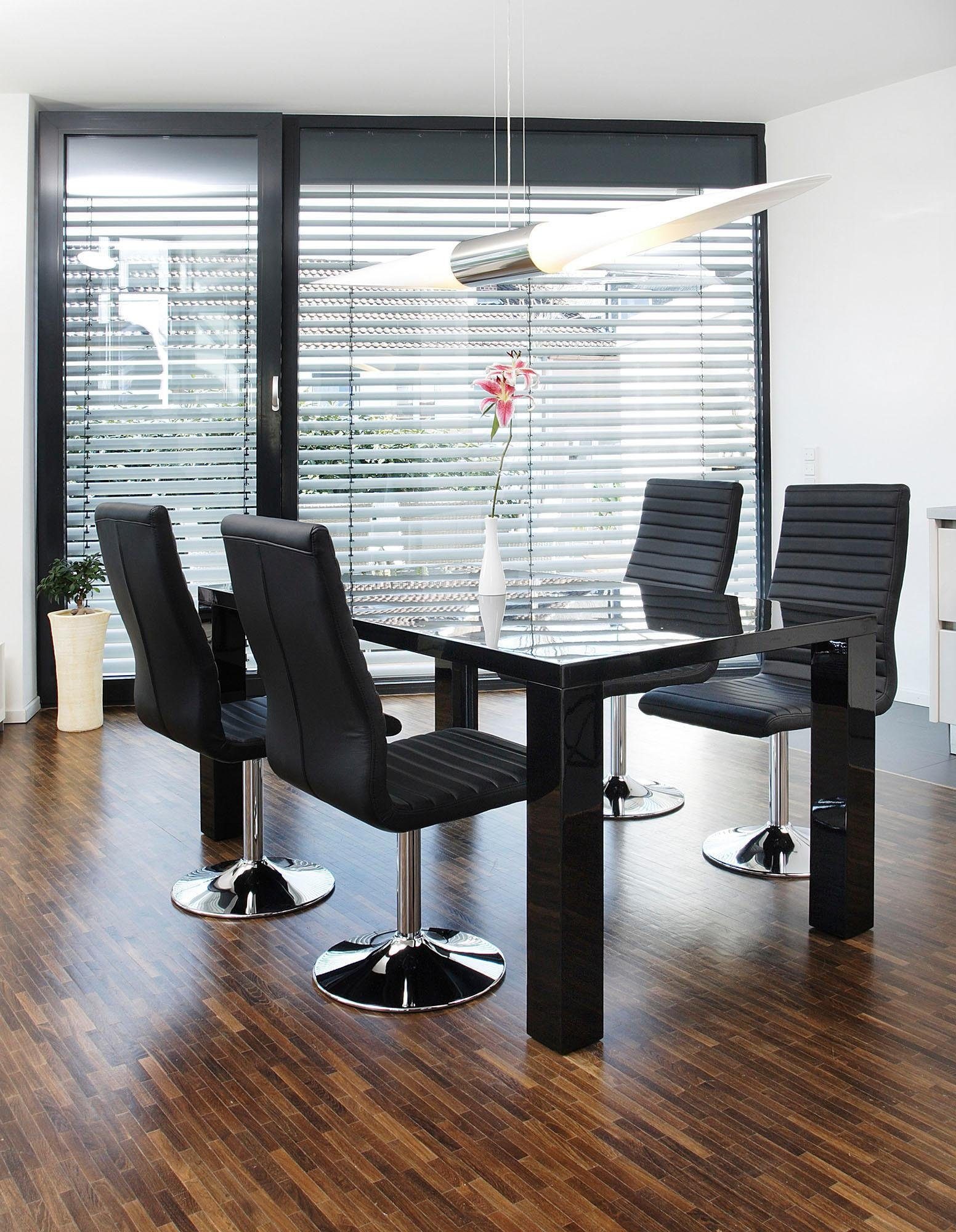 SalesFever Esszimmerstuhl »Komfortabler Armlehnstuhl zum Relaxen« (Set) 4 Stk. Kunstleder mit Drehfunktion