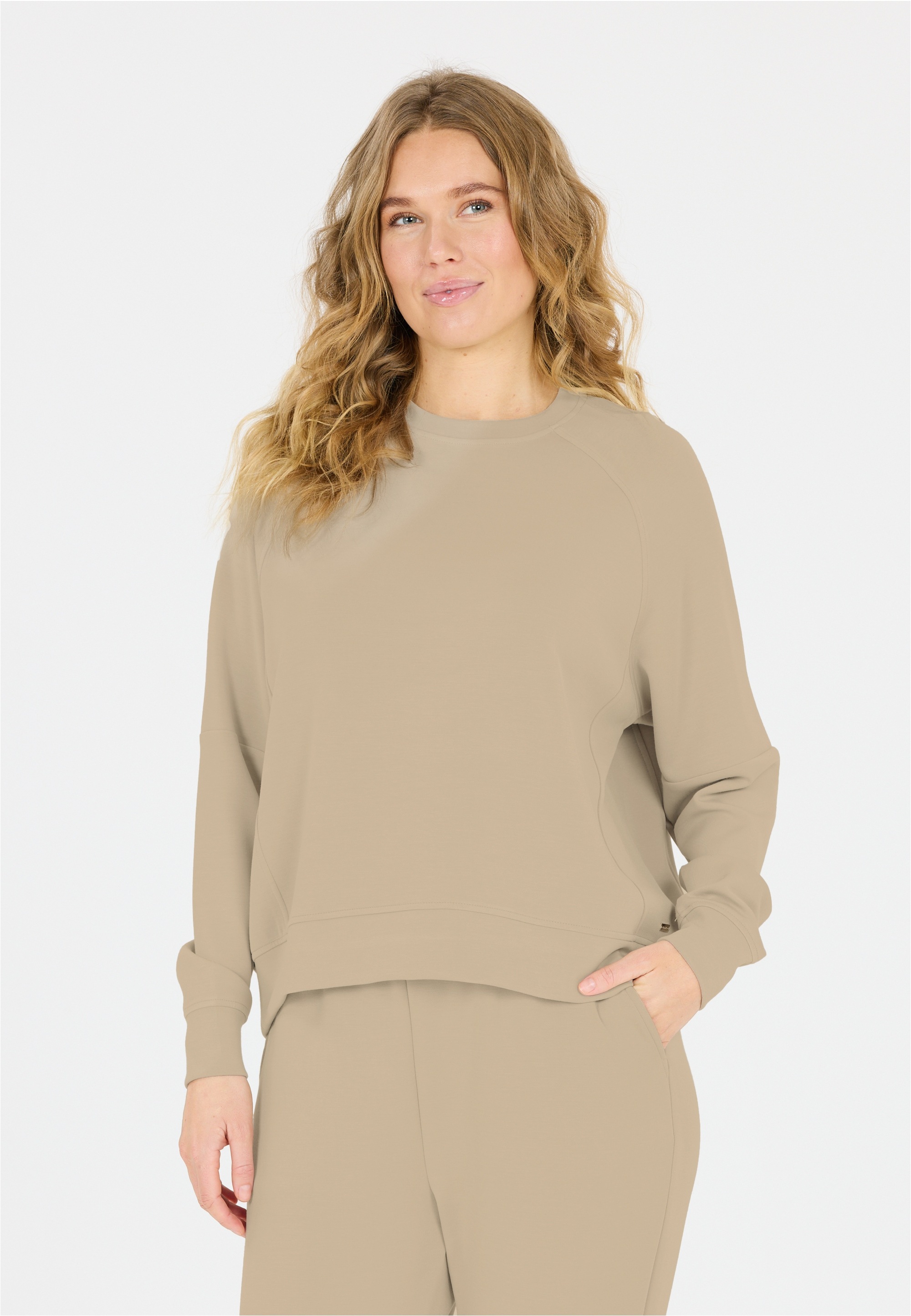 ATHLECIA Sweatshirt "Jacey" aus extra weichem Material günstig online kaufen