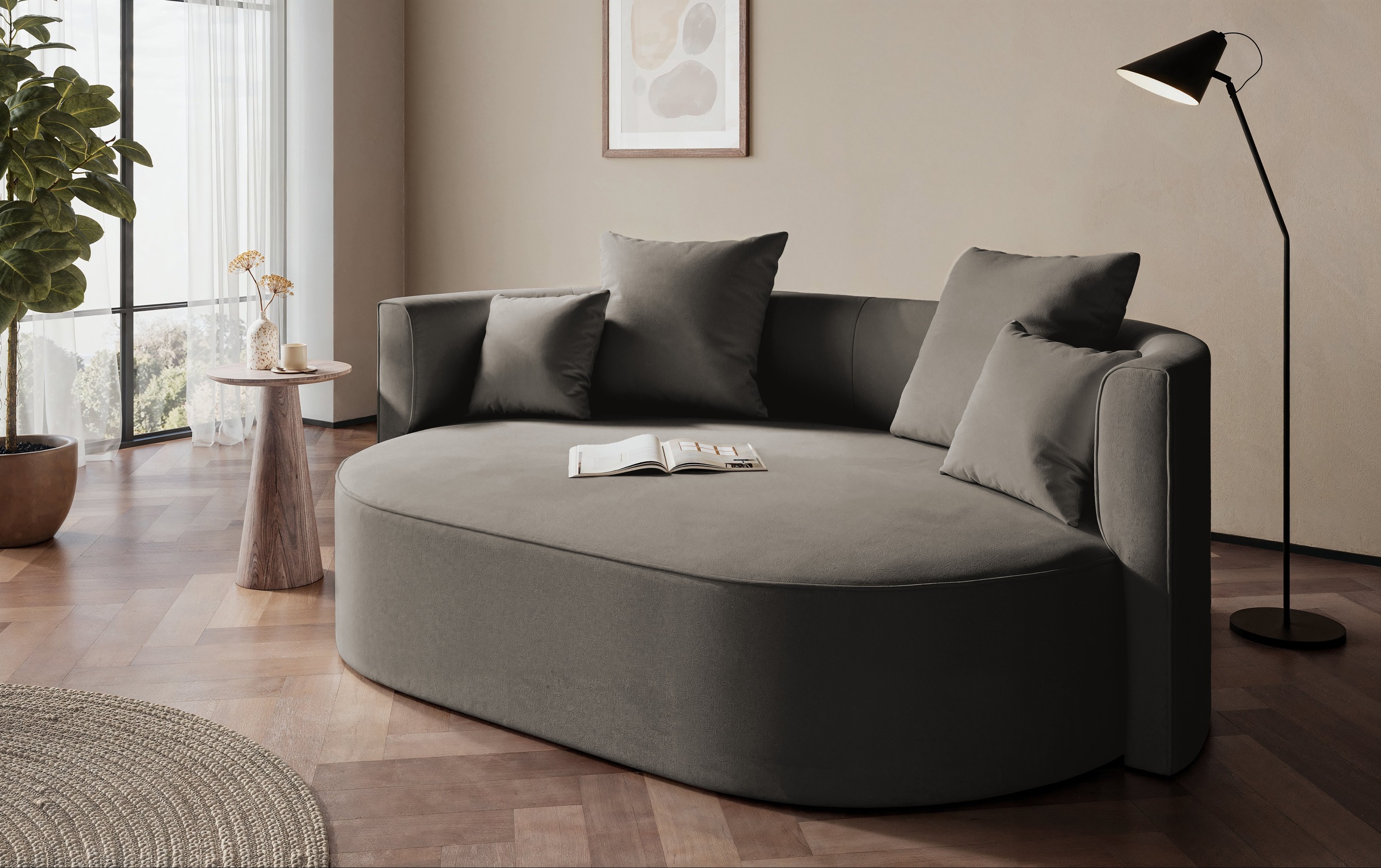 LeGer Home by Lena Gercke 2,5-Sitzer »ISALIE, rundes Loungesofa, mit Kissen, perfekt gepolstert«, moderne Stoffe, mit 4 Zierkissen, extra große Sitzfläche