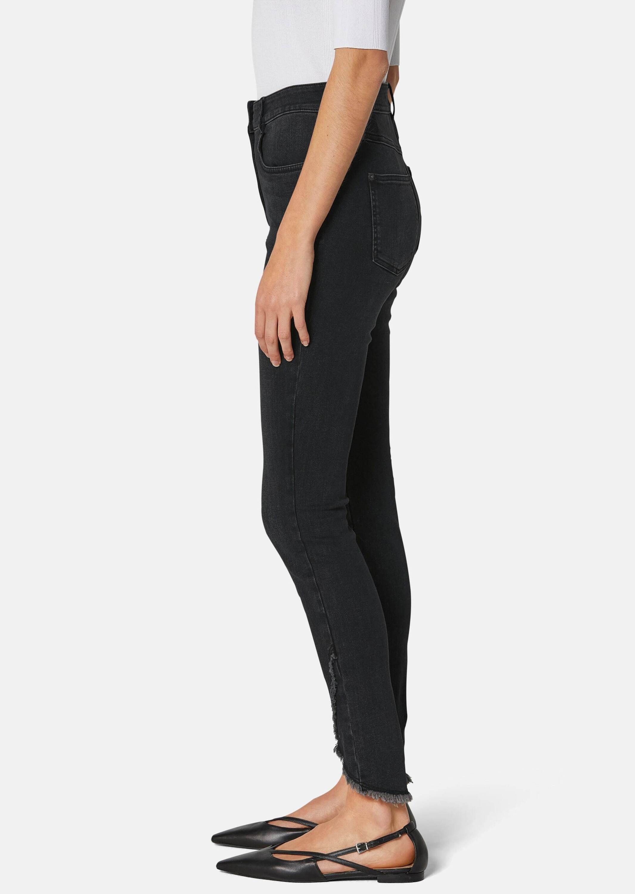 MADELEINE Regular-fit-Jeans »Jeans Verkürzte 5-Pocket-Hose mit Fransen« abgeschrägter Fransensaum