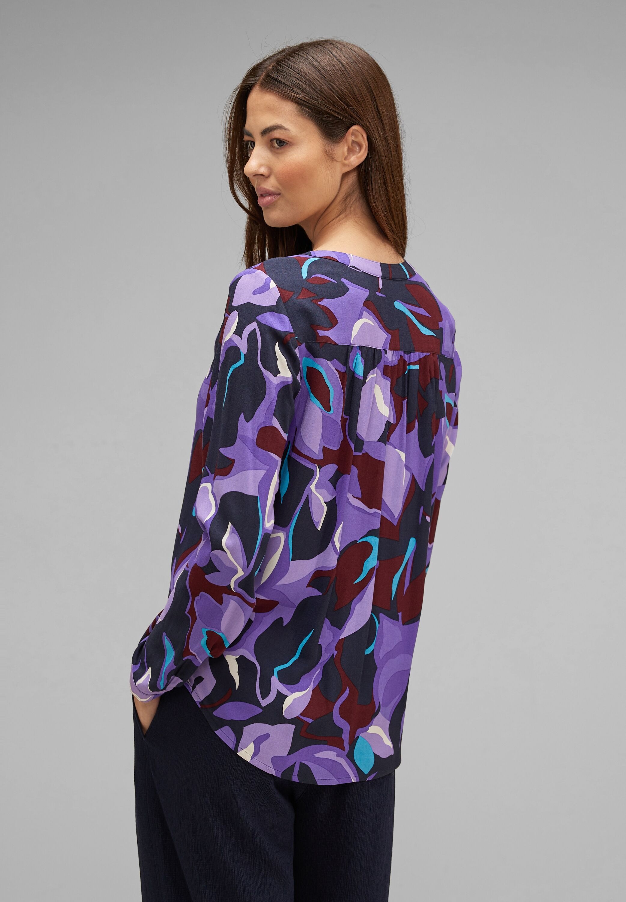 STREET ONE Druckbluse »Viskose-Bluse Style Bamika mit Print«, Moderner  Blüten-Print kaufen | BAUR