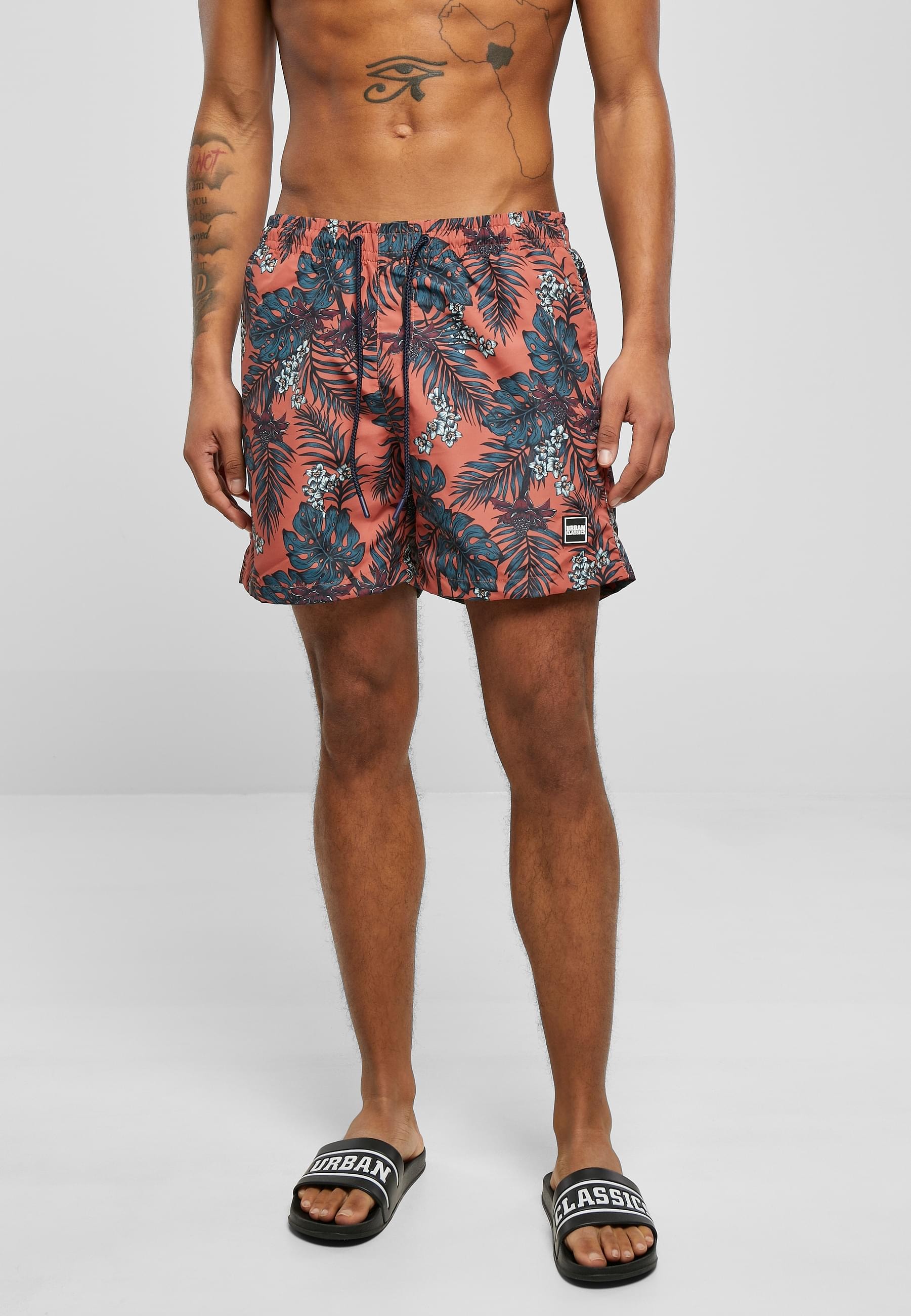 URBAN CLASSICS Badeshorts »Urban Classics Herren Pattern Swim Shorts«