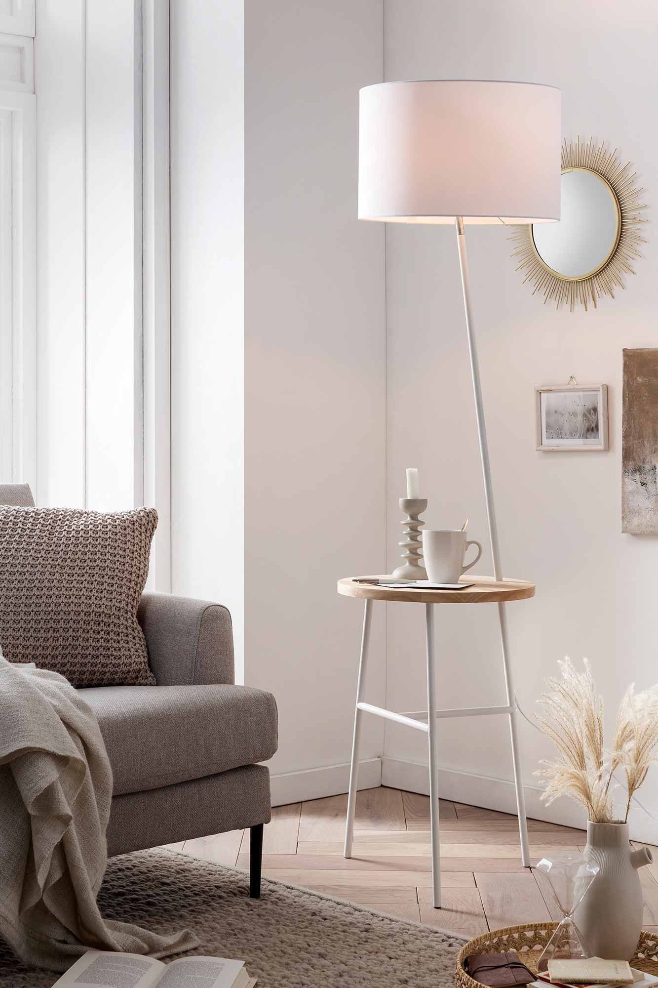 SALESFEVER Stehlampe "Afini", 1, Ø 40cm H: 155cm, 1 Stk., weiß, Wohnzimmer, Leuchten, mit Holztablett