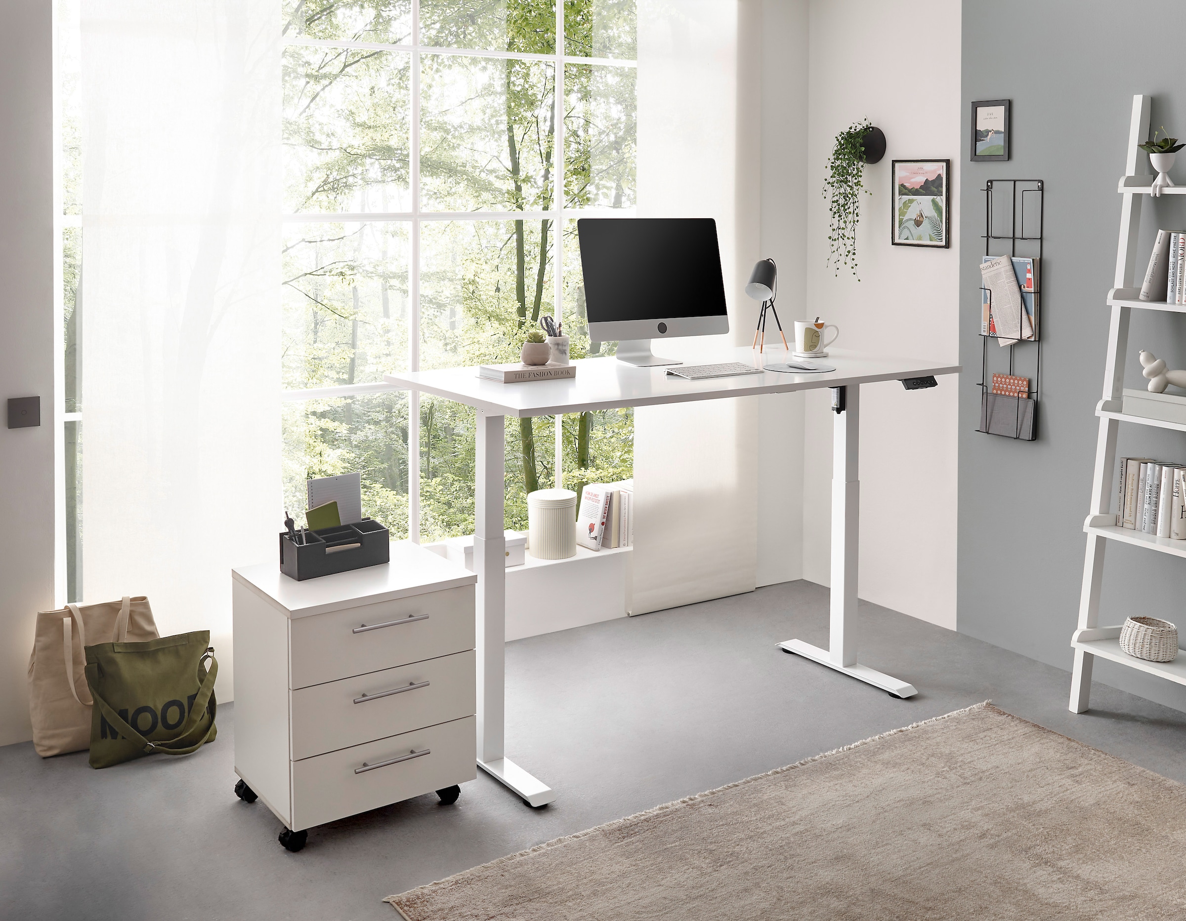 BEGA OFFICE Schreibtisch, (2 St.), Breite 137 cm, stufenlos höhenverstellbar 74-117 cm
