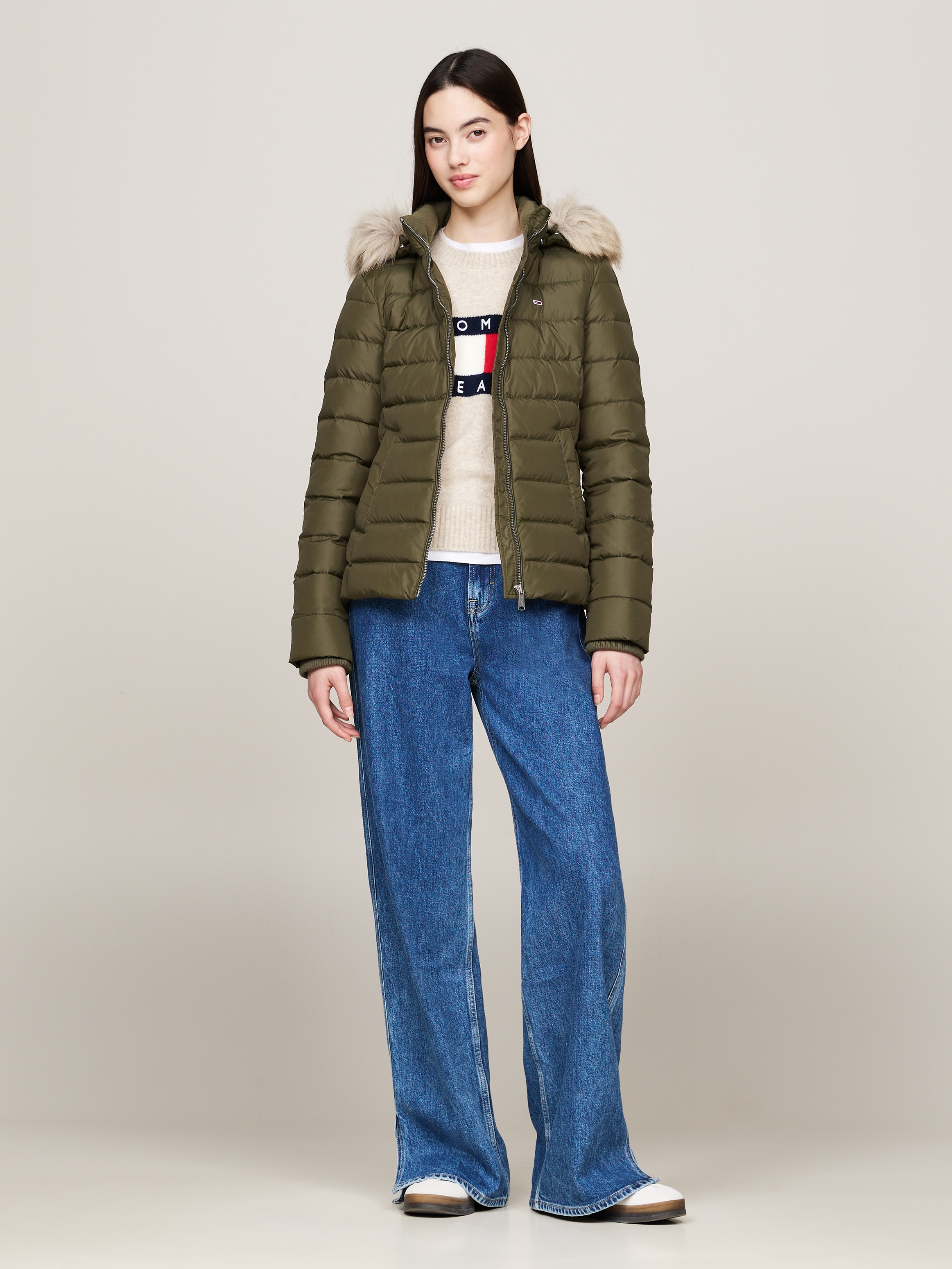 Tommy Jeans Steppjacke "TJW BASIC HOODED DOWN JACKET EXT", mit Kapuze, mit Logostickerei