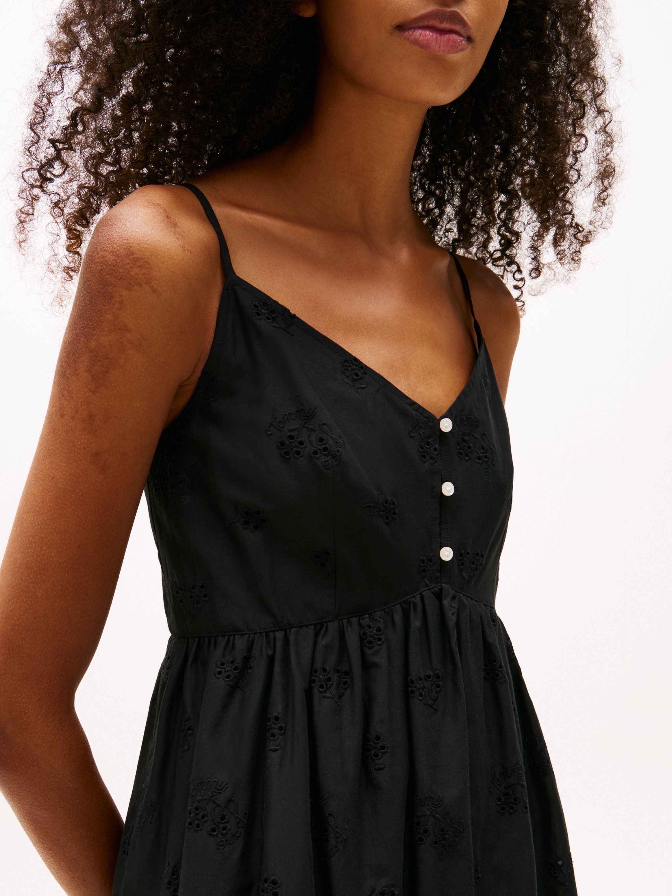Tommy Jeans Minikleid "TJW BRODERIE ANGLAISE DRESS", mit Volant und Allover günstig online kaufen