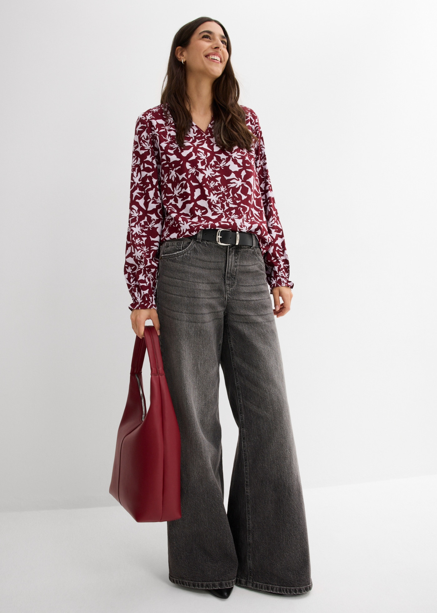 bonprix Tunika luftige Tunikabluse, aus weicher Viskose, Loose Fit, im Casual-Stil