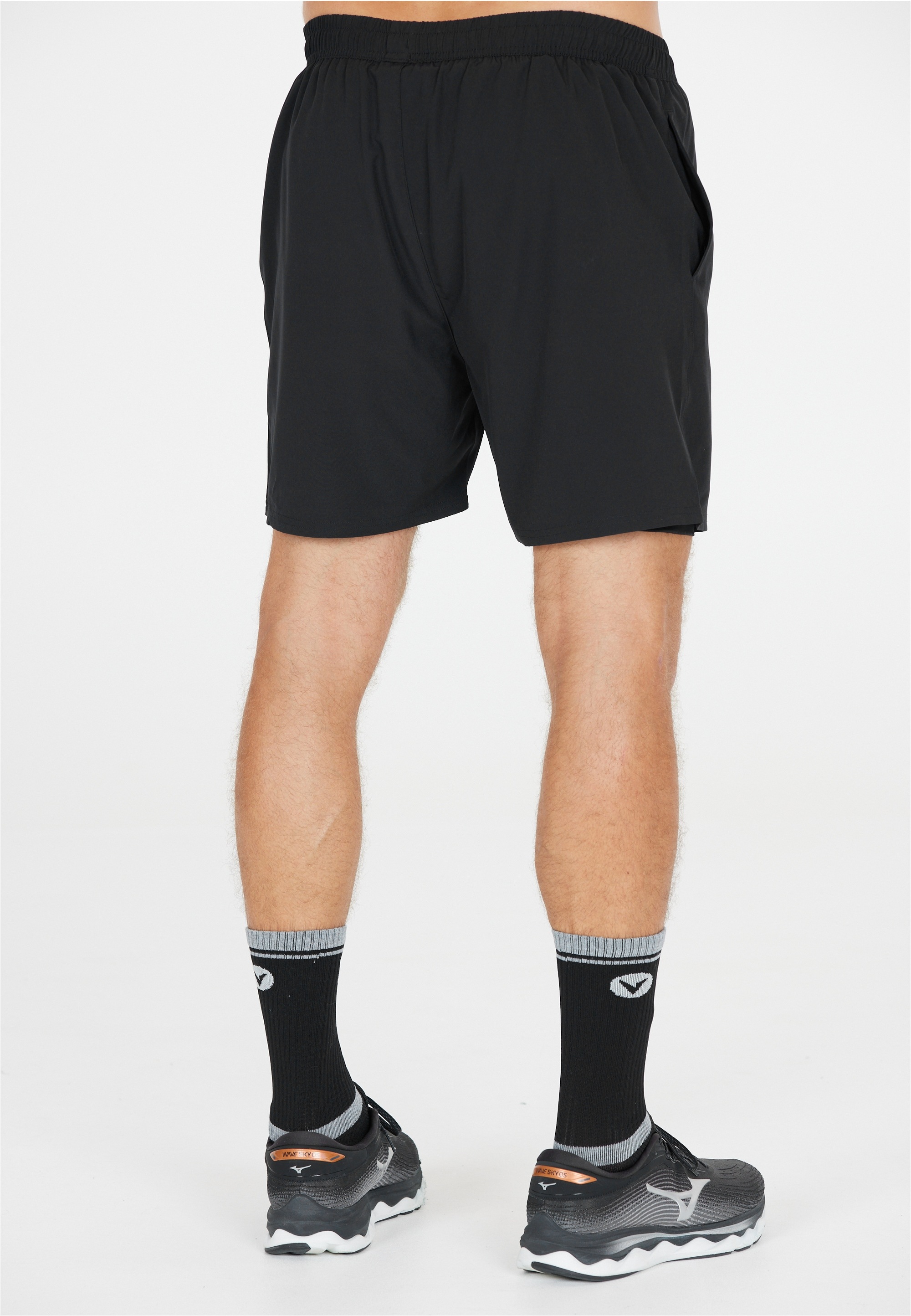 Virtus Shorts »Zayne«, mit 4-Wege-Stretch und Innenhose