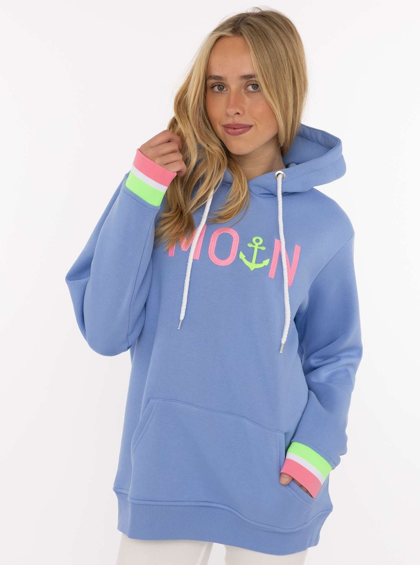 Zwillingsherz Hoodie ""Rahel"", mit "MOIN" und Anker Stickerei, kontrastfarbigen Ärmelbündchen