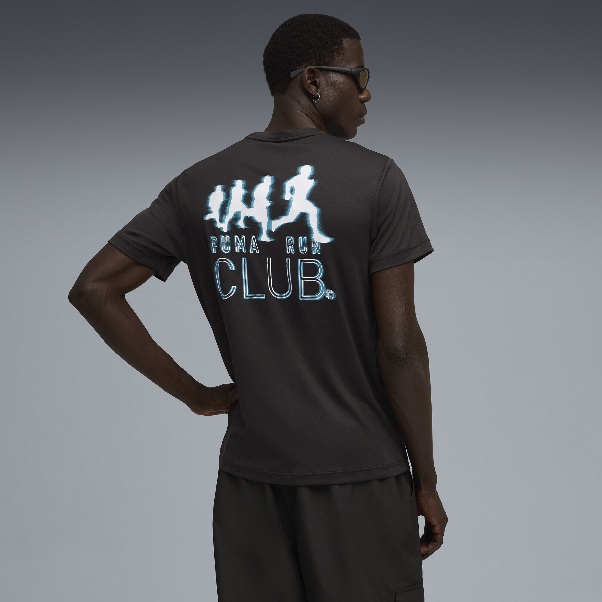 PUMA Laufshirt »RUN CLUB Graphic T-Shirt Herren«