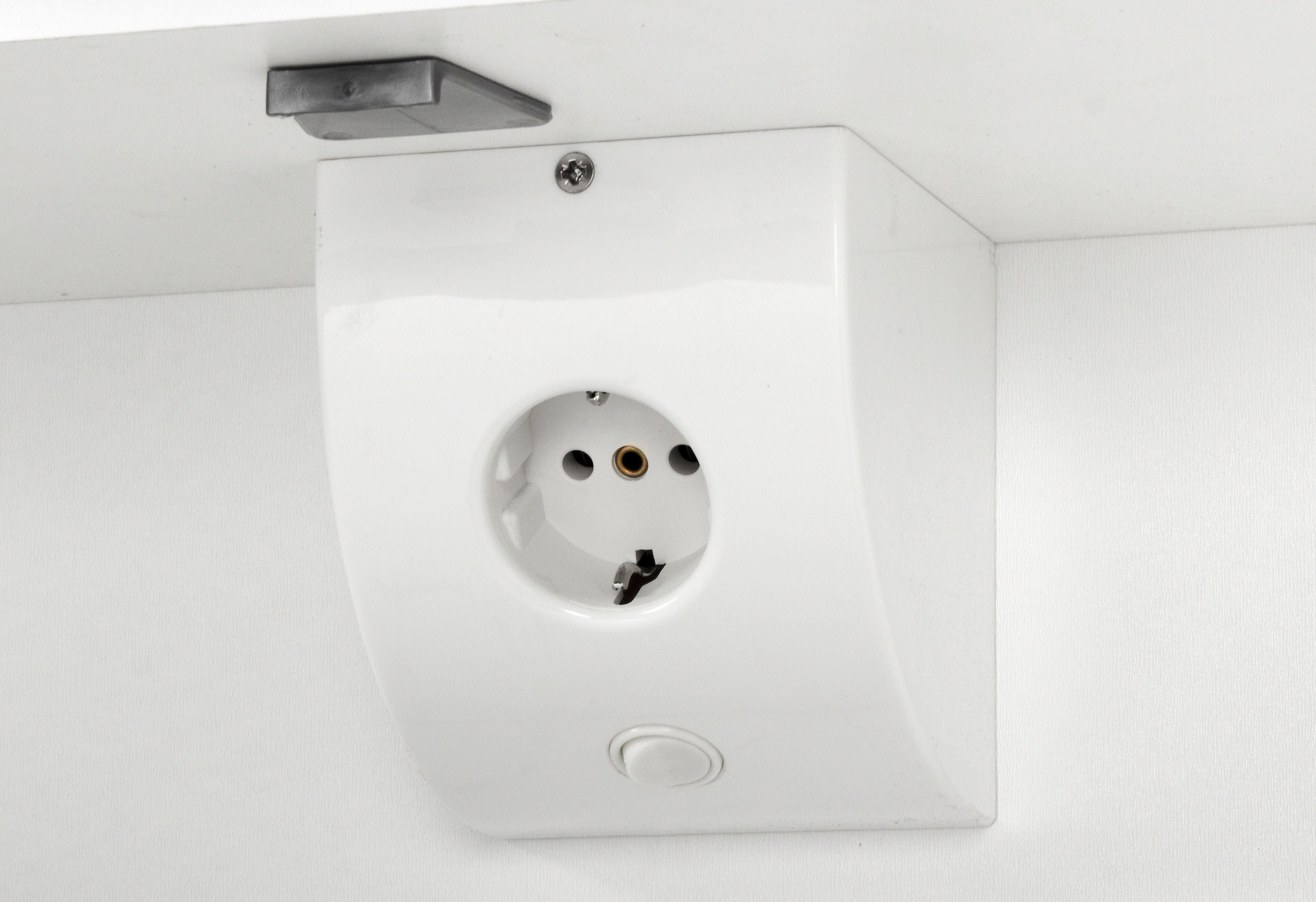 Schildmeyer Spiegelschrank »Isola«, Breite 60 cm, 2-türig, LED-Beleuchtung, Schalter-/Steckdosenbox