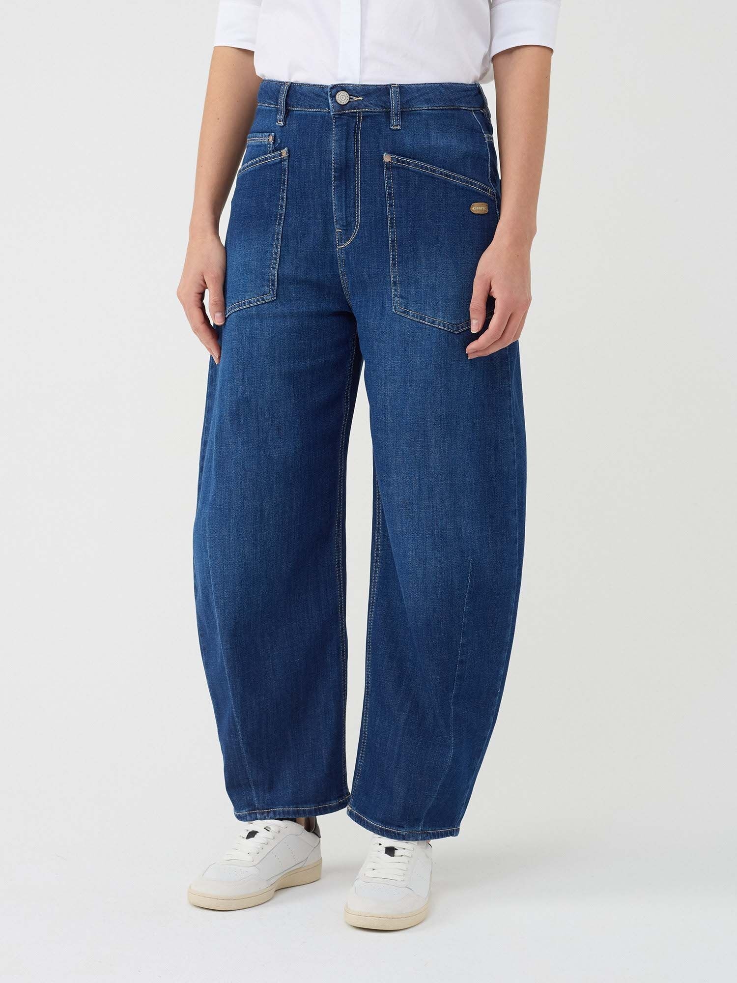 GANG Tapered-fit-Jeans »94ODINA« mit Abnäher vom Knie bis zum Saum