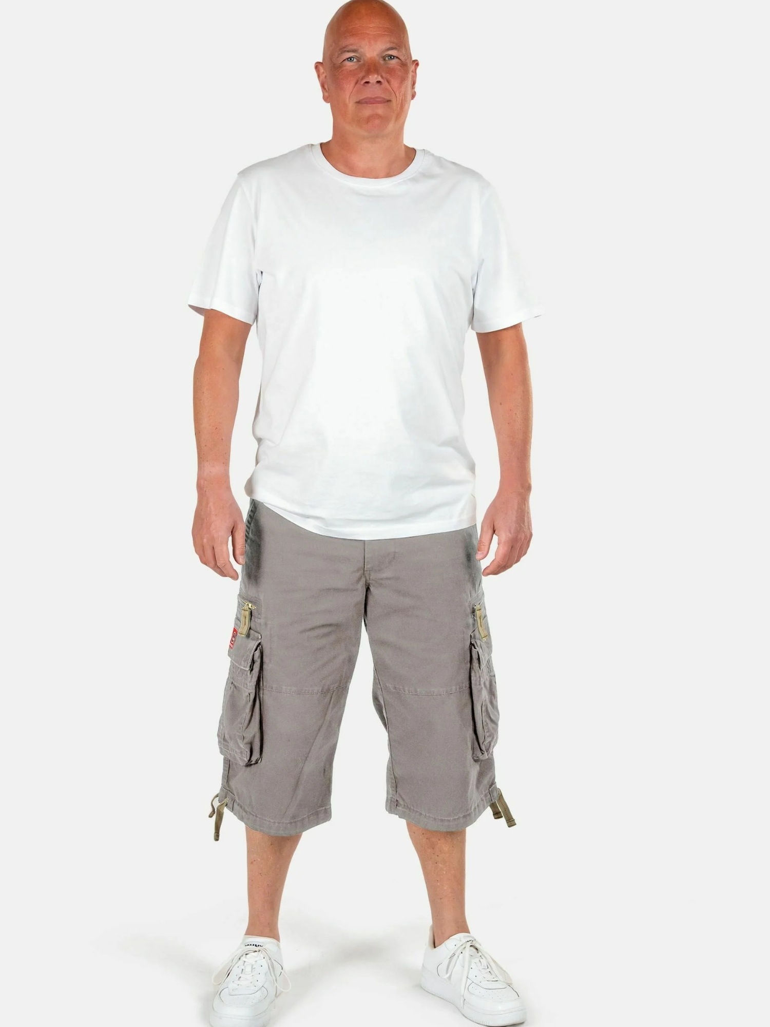 Molecule Shorts »Molecule Cargo Shorts 3/4 BAGGY«
