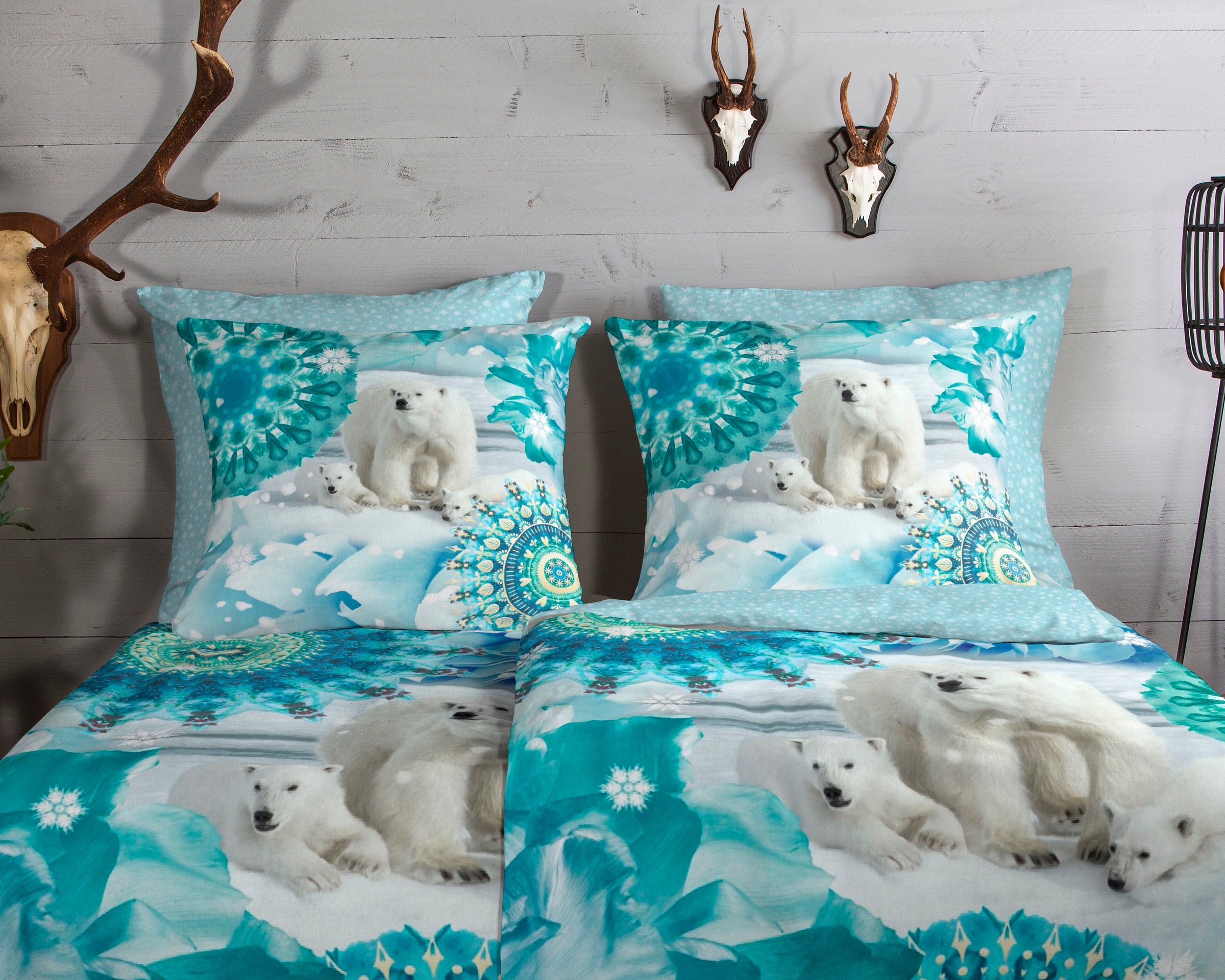 hip Wendebettwäsche »Seppo«, Biber, 135x200, Warm, Weich, Wendeoptik, Reißverschluss, Winter, Blau