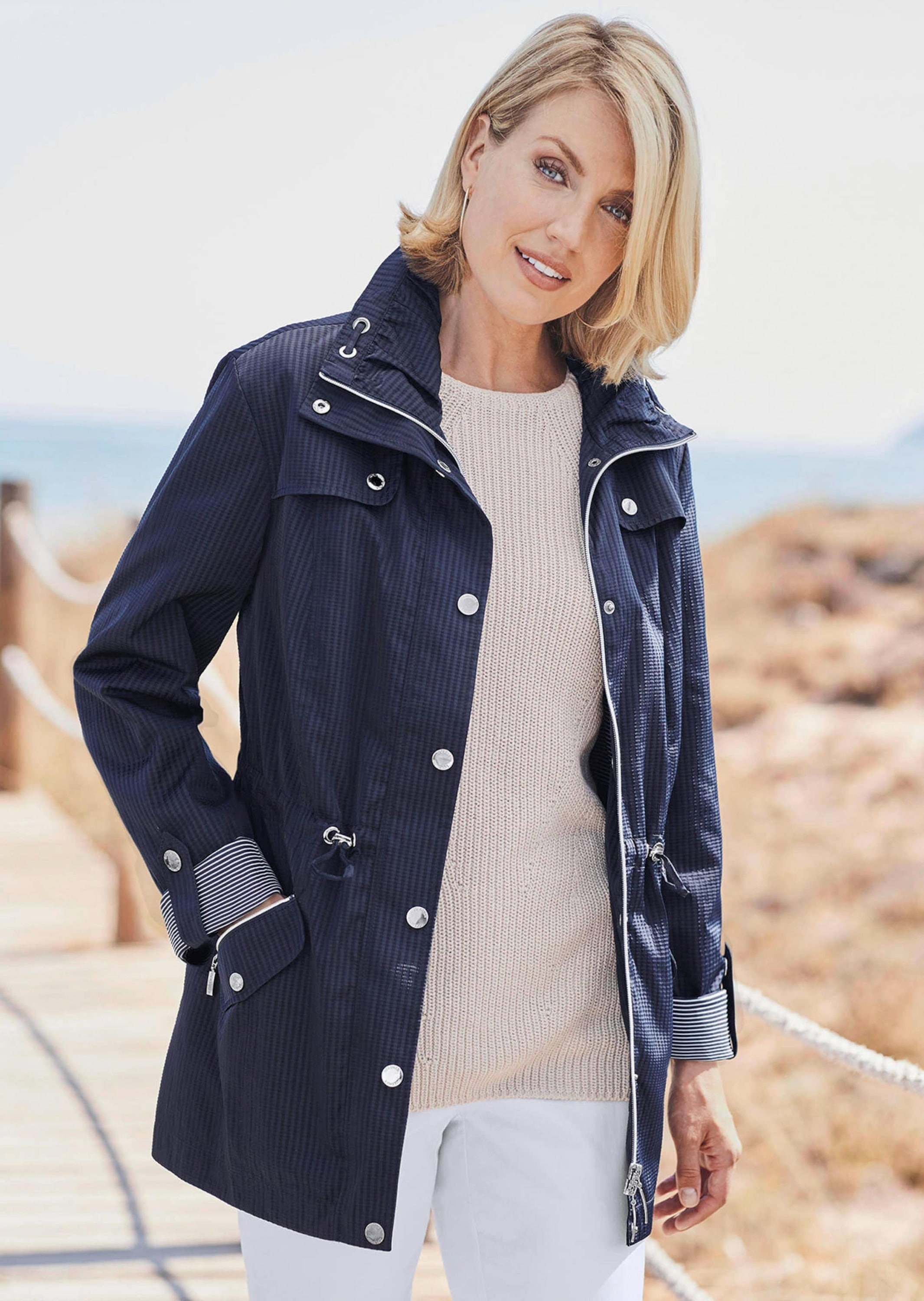 GOLDNER Blouson »Kurzgröße Longjacke aus fein strukturierter Ware«