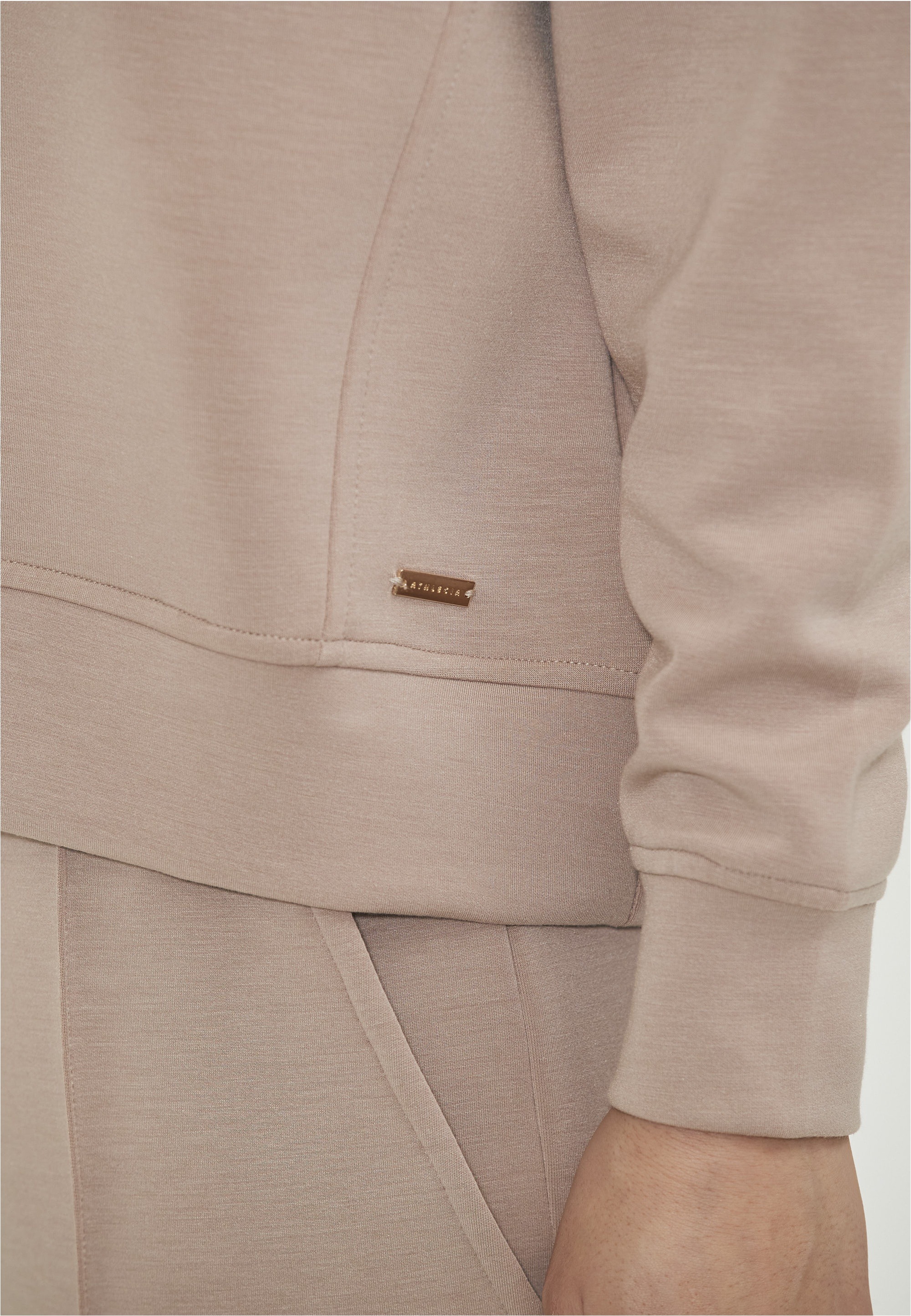 ATHLECIA Sweatshirt »Jacey«, aus extra weichem Material