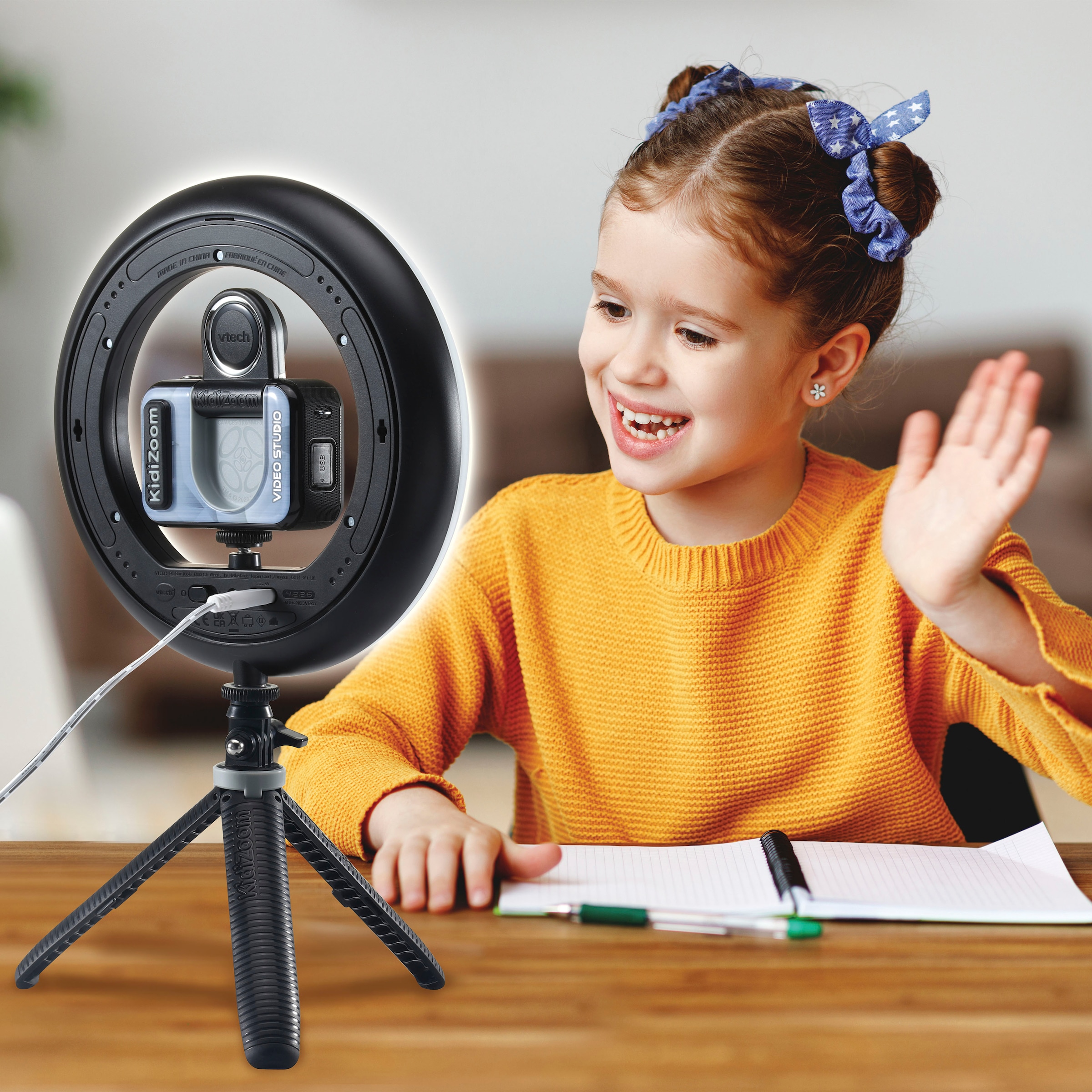Vtech® Kinderkamera »KidiZoom Video Studio - Deluxe Bundle«, 5 MP, inkl. Selfie-Funktion, Ringlicht und Ministativ