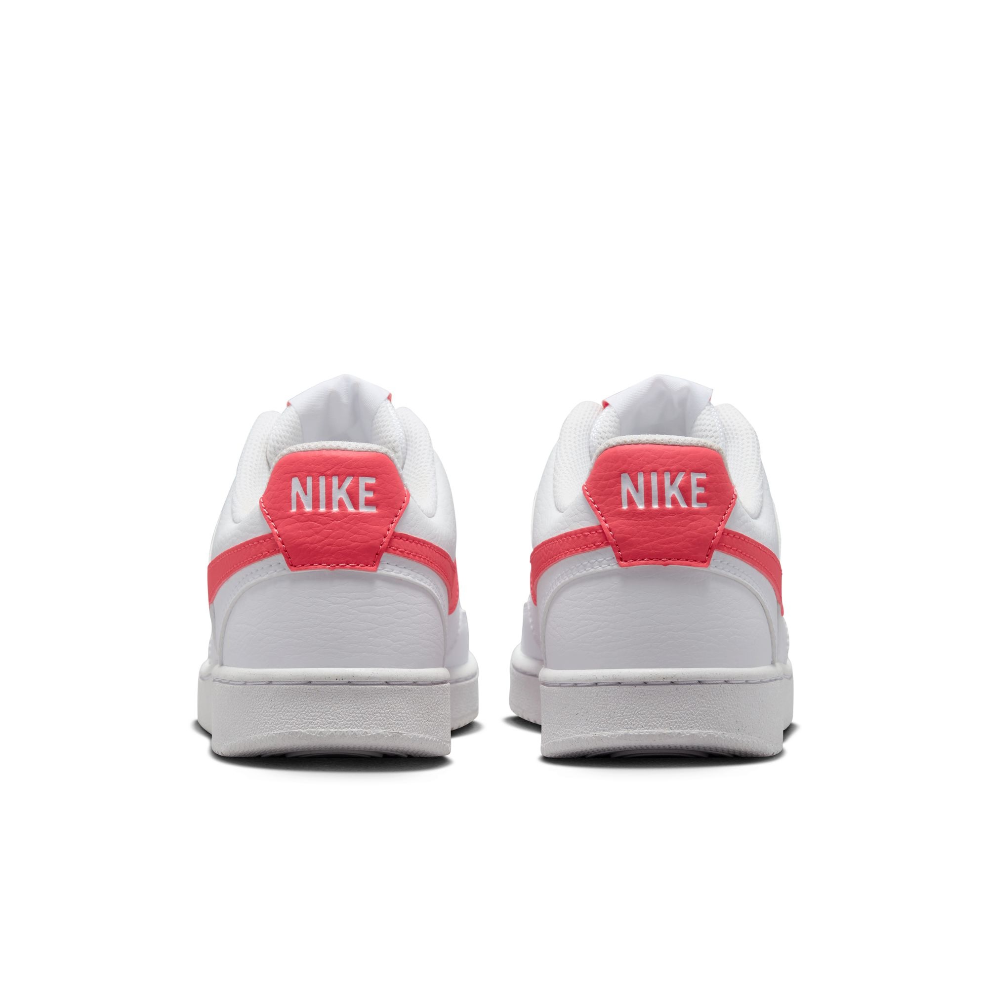 Nike Sportswear Sneaker »COURT VISION LOW«, Design auf den Spuren des Air Force 1