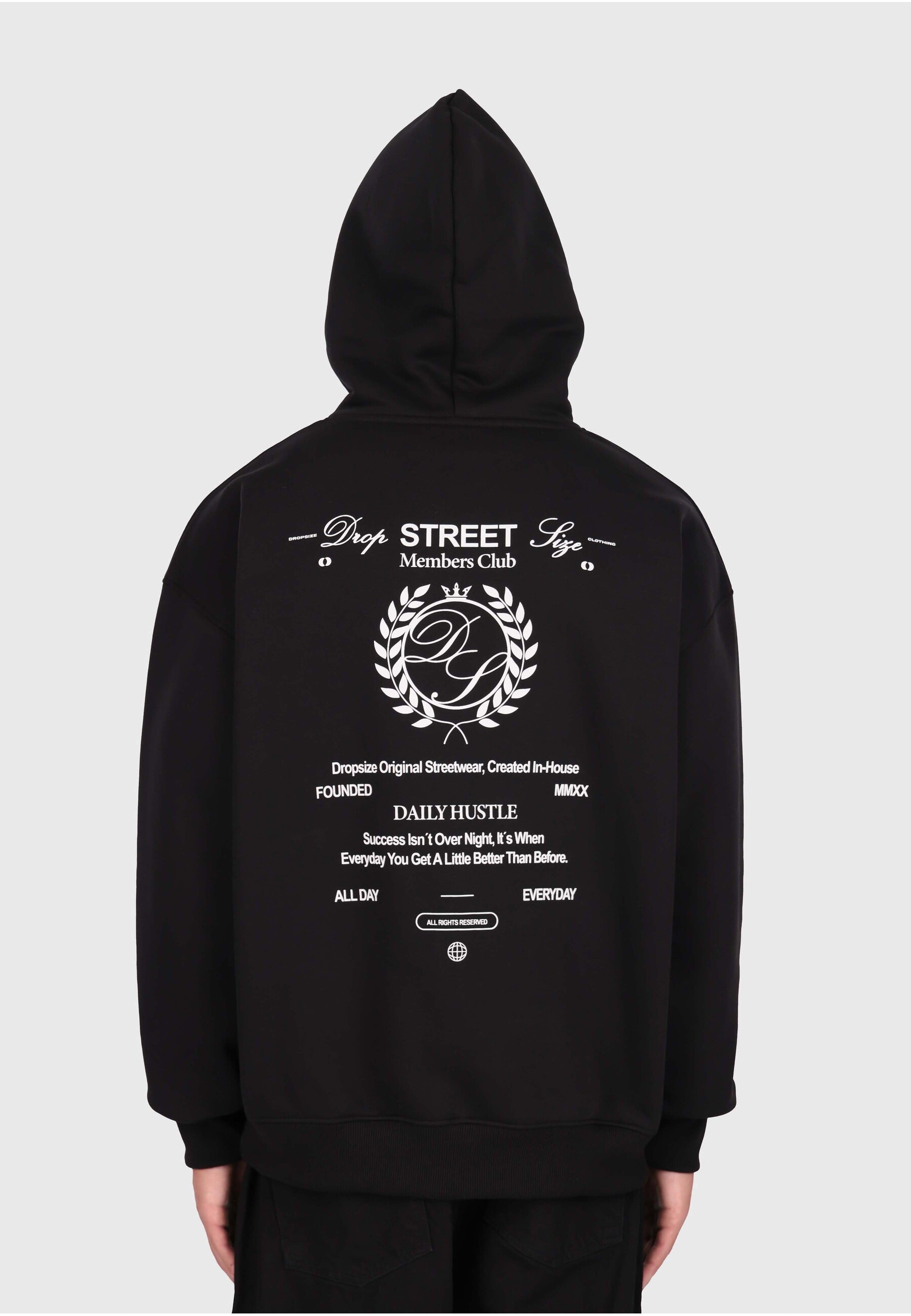 Dropsize Kapuzensweatshirt »Dropsize HEAVY OVERSIZE MEMBERS CLUB HOODIE«, 1 Stk.
