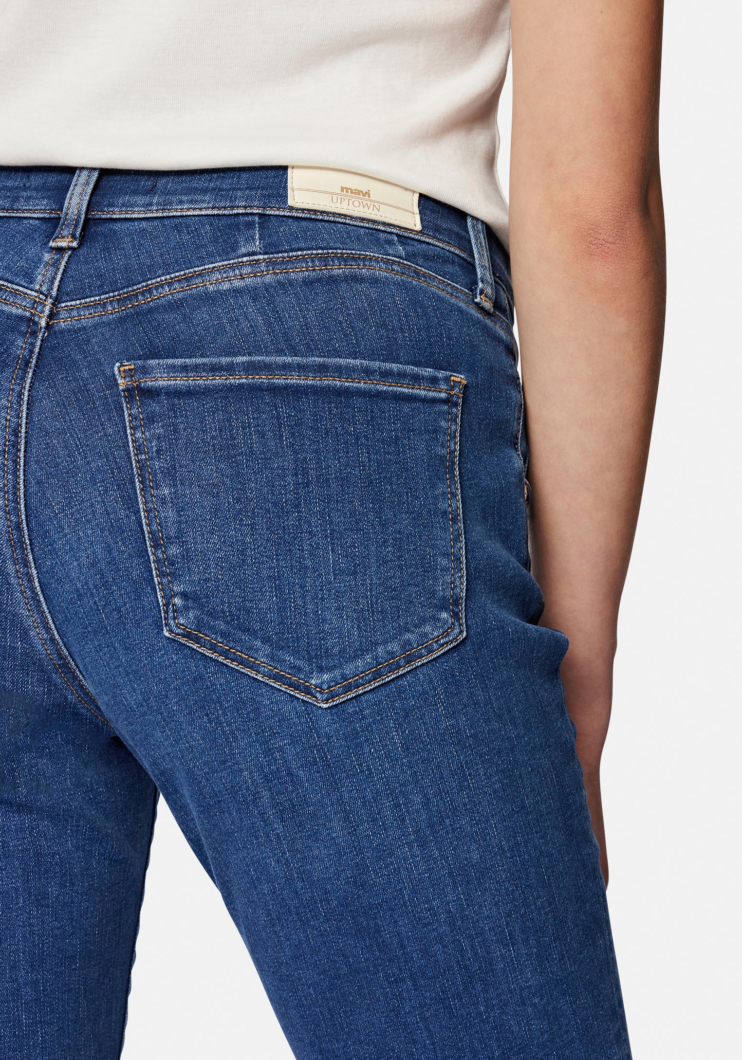 Mavi Slim-fit-Jeans, trageangenehmer Stretchdenim dank hochwertiger Verarbeitung