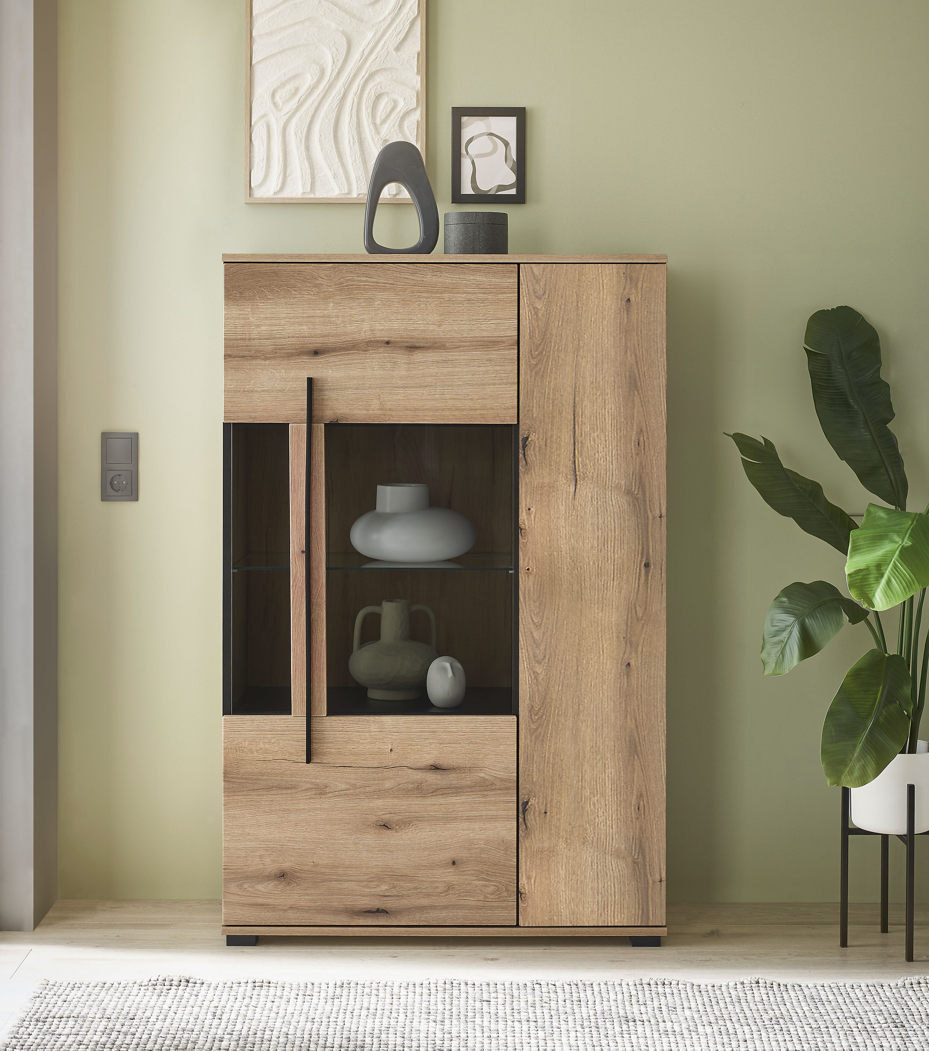 Home affaire Vitrine "Cantara, Vitrinenschrank in Eiche Evoke, Weiß o Kaschmir, Standvitrine" schwarzer Stangengriff, ausreichend Stauraum, vielseitig einsetzbar