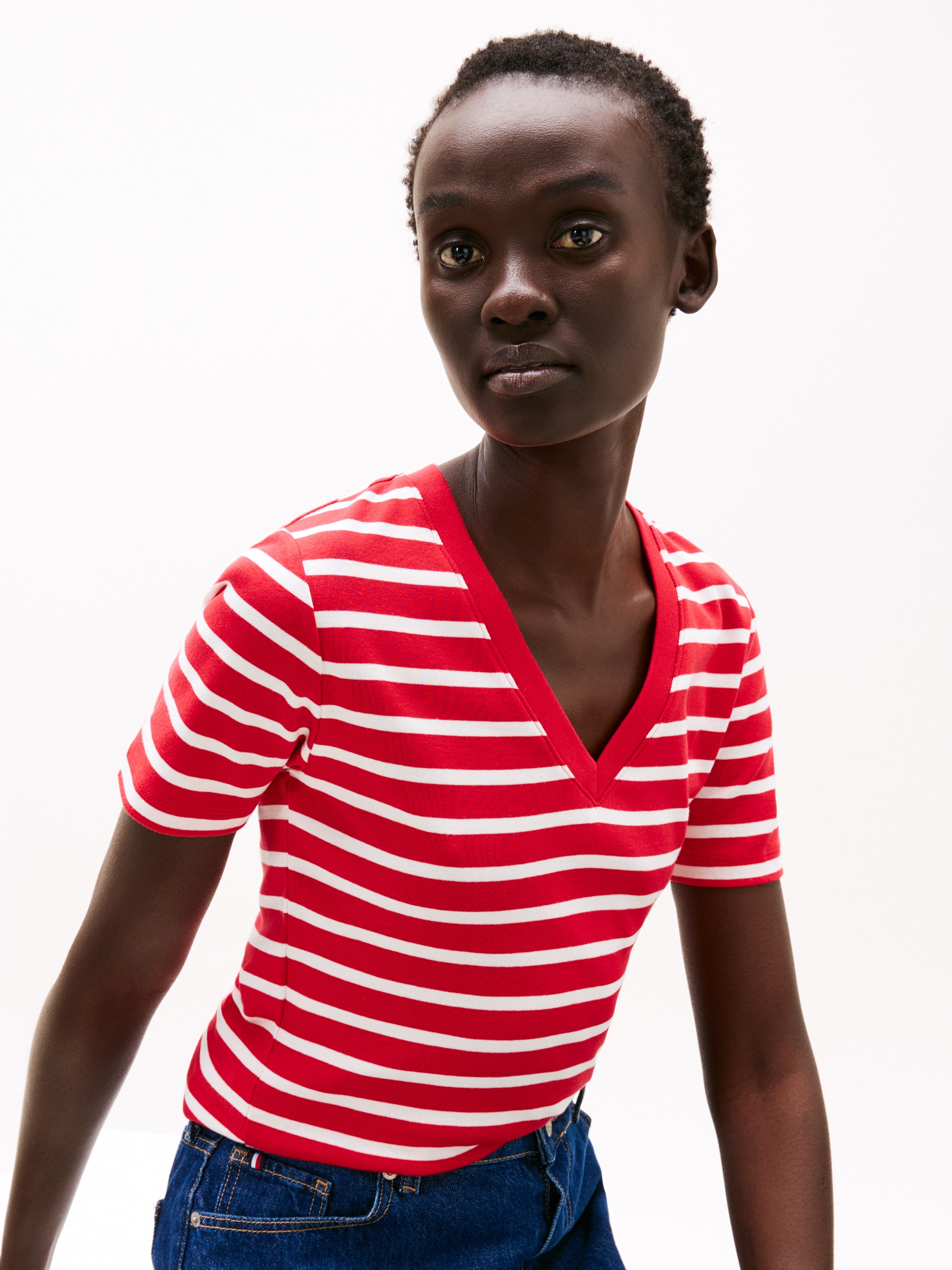 Tommy Hilfiger T-Shirt "SLIM CODY V-NK SS mit V-Ausschnitt und Streifen" Ba günstig online kaufen