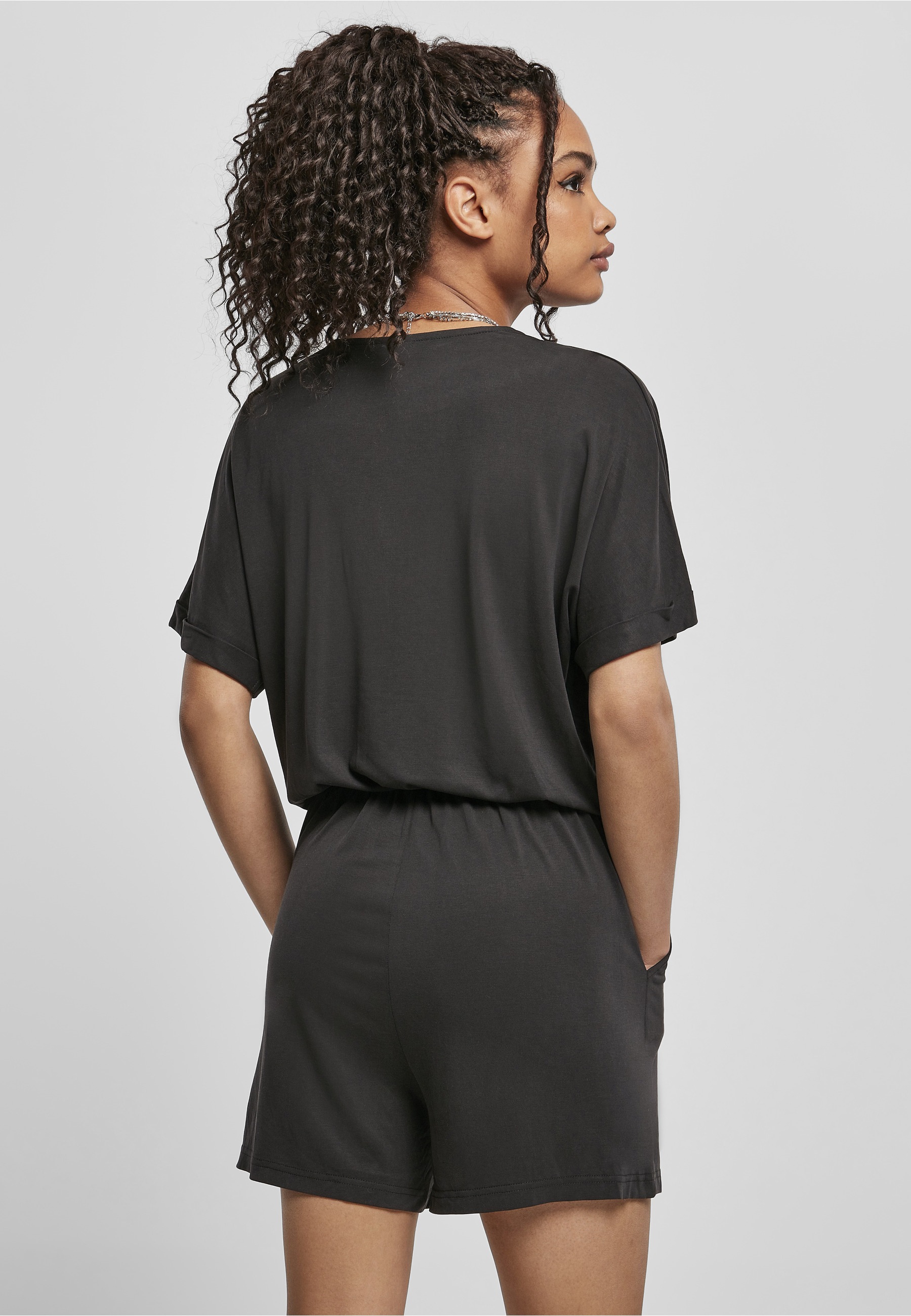 URBAN CLASSICS Jumpsuit »Urban Classics Damen Ladies Short Modal Jumpsuit« 1 Stk.