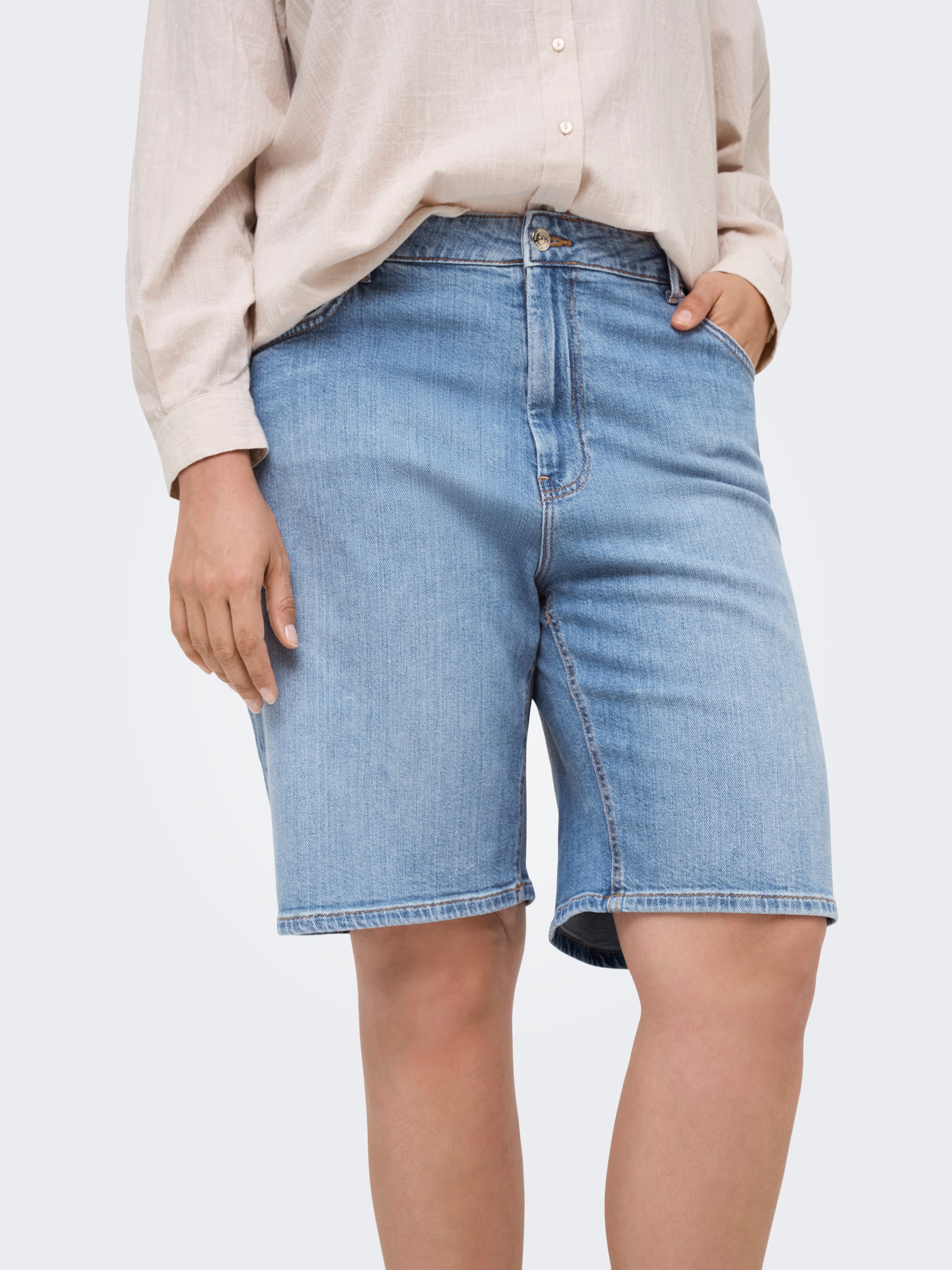 ONLY CARMAKOMA Jeansshorts »CARSONNY HW WIDE DNM SHORTS NAS843 NOOS«