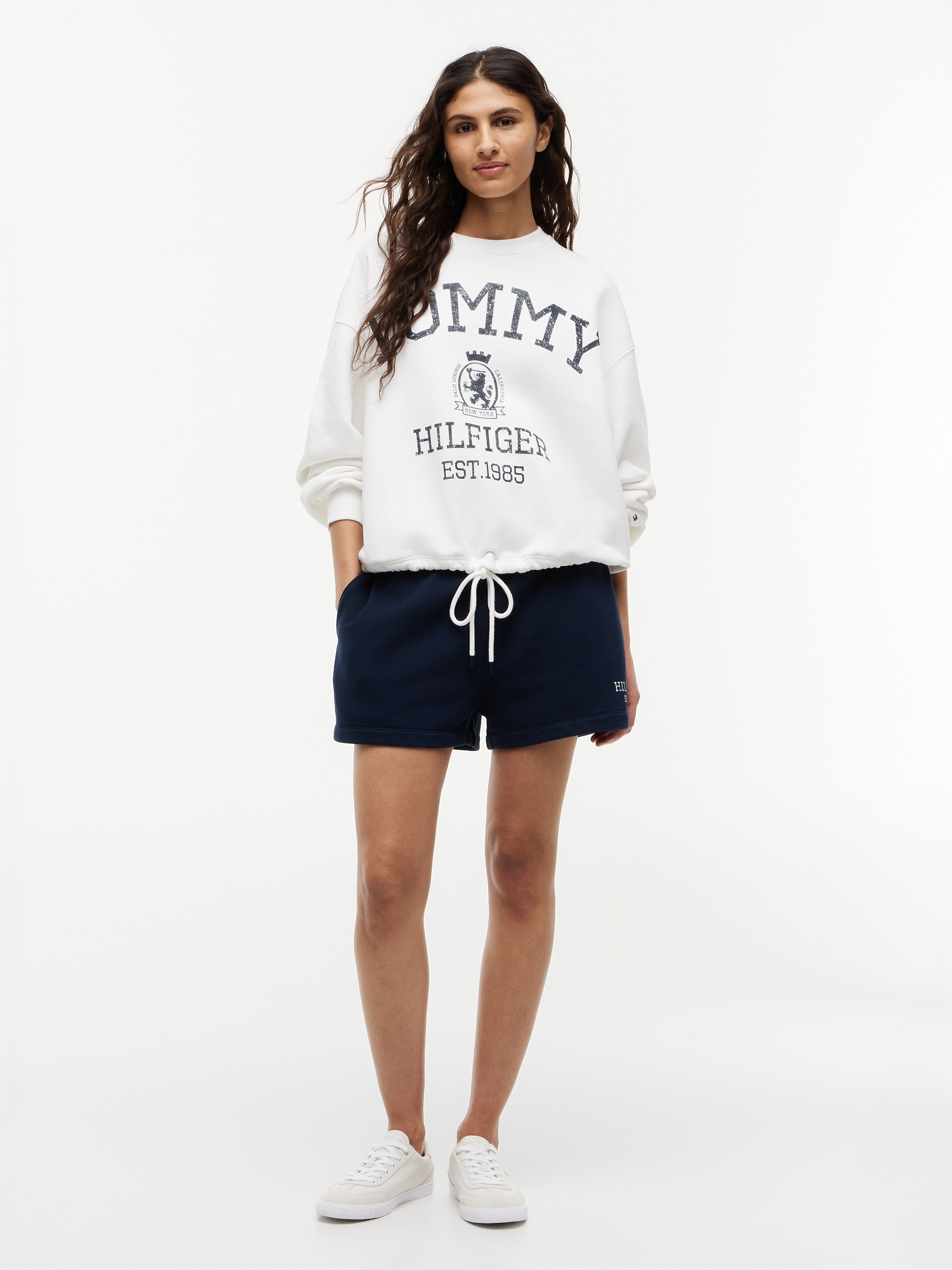 Tommy Hilfiger Sweatshirt »VARSITY CREST MDRN SWEATSHIRT«, Baumwolle, Logo Frontdruck
