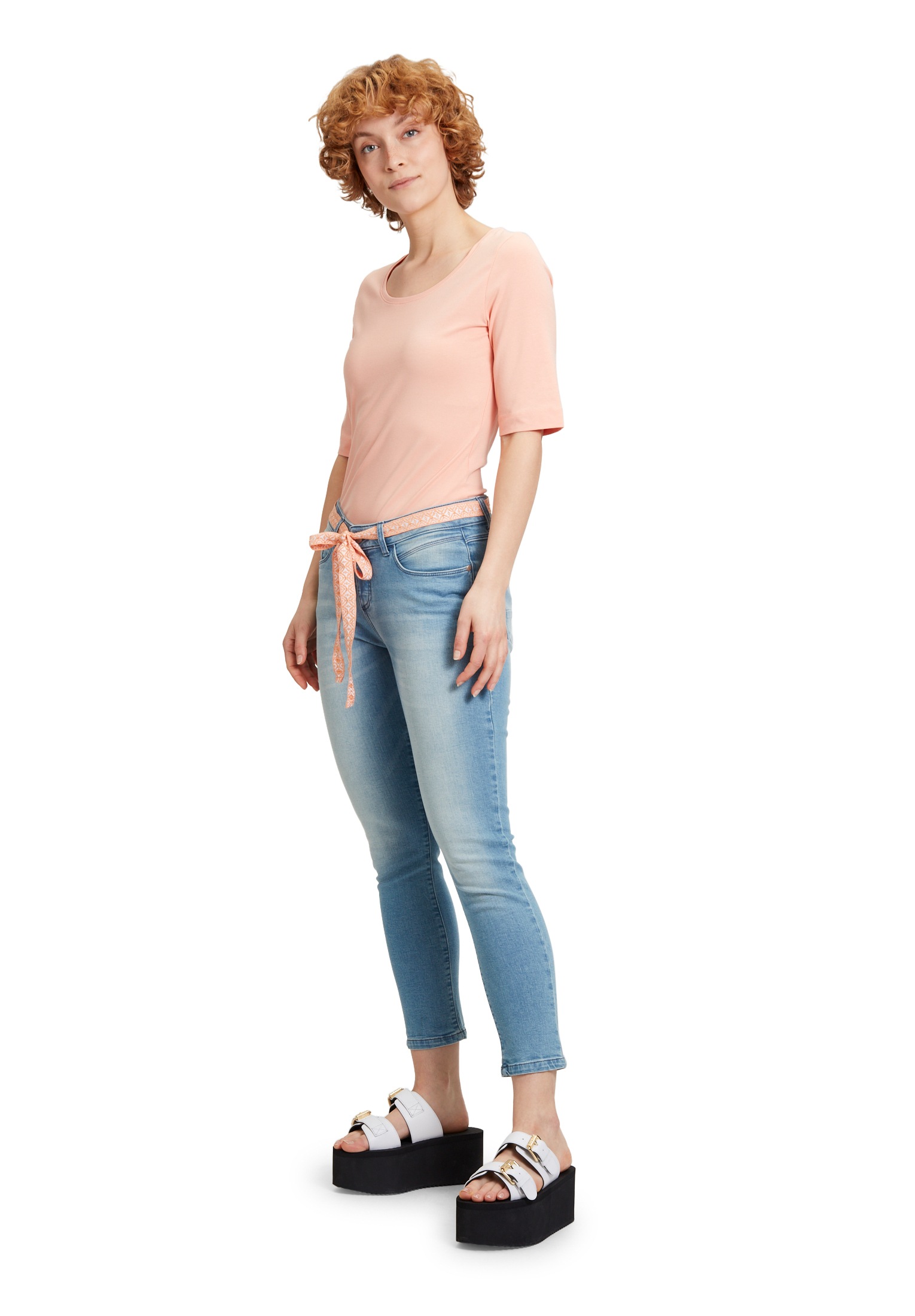 Cartoon Kurzarmshirt »Cartoon Basic Shirt mit Rundhalsausschnitt«, (1 tlg.), Form