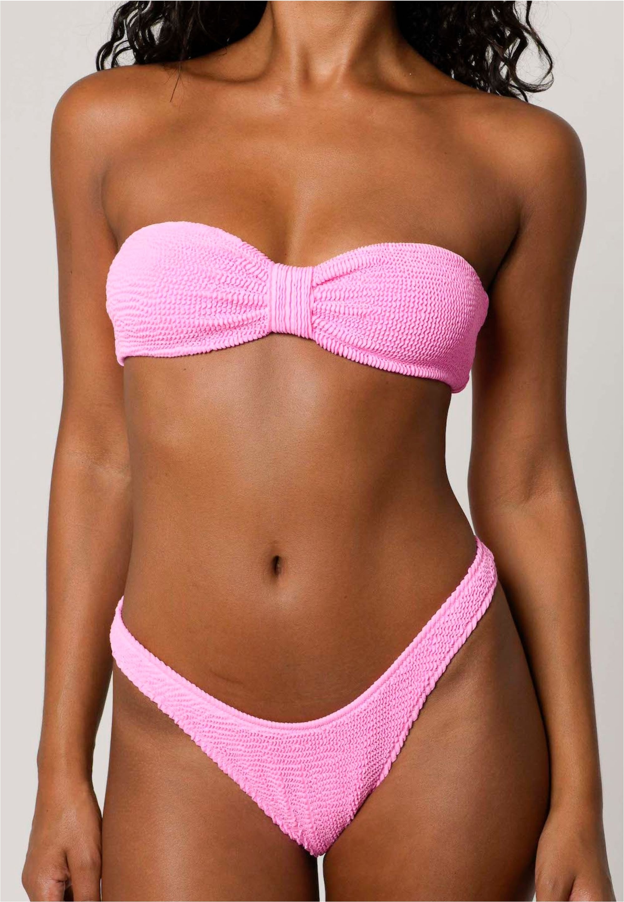 Moda Minx Bikini-Hose »Scrunch«, (1 St.), aus strukturiertem Scrunch-Material