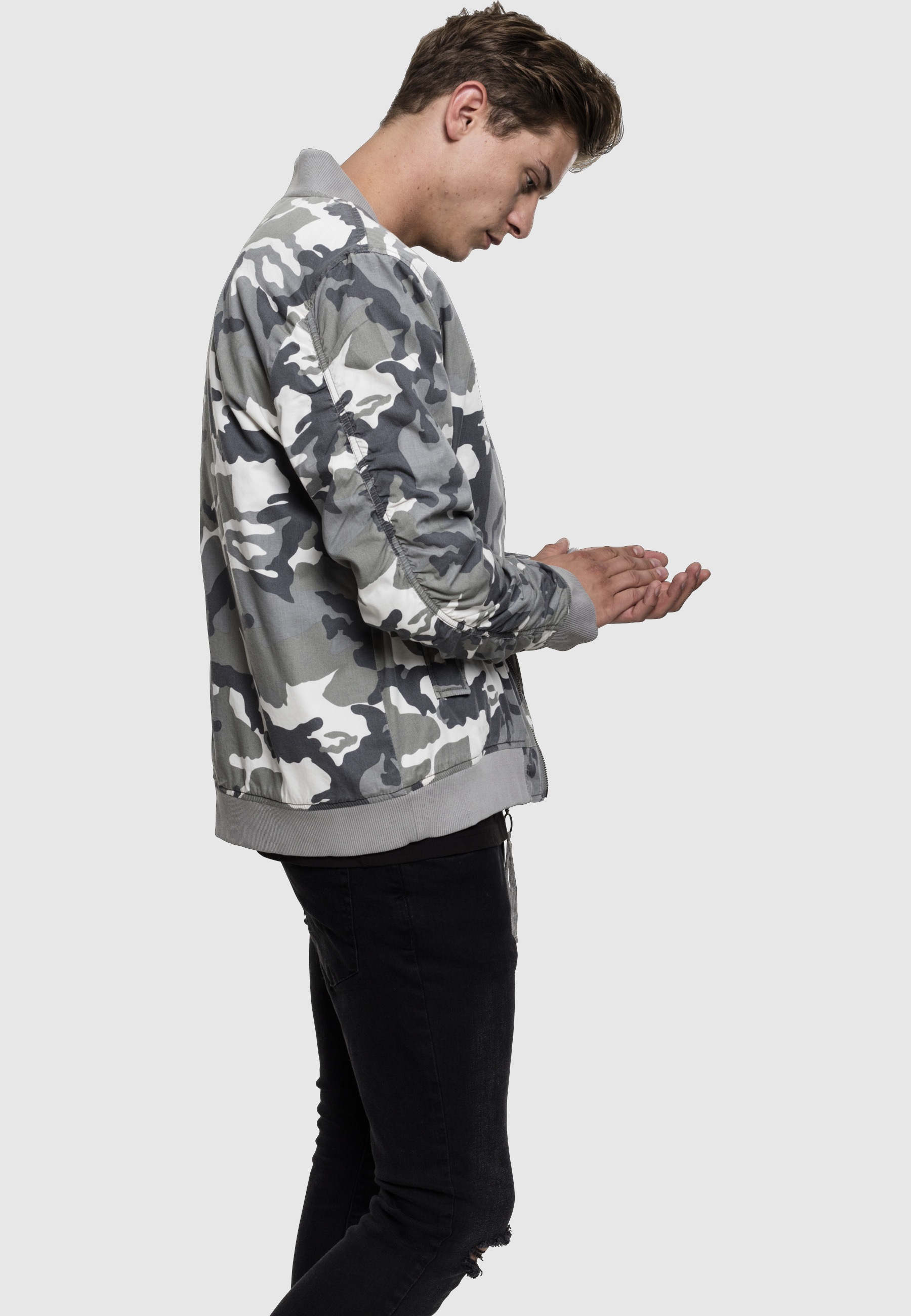 URBAN CLASSICS Bomberjacke »Urban Classics Herren Vintage Camo Cotton Bomber Jacket« 1 Stk. tlg. ohne Kapuze