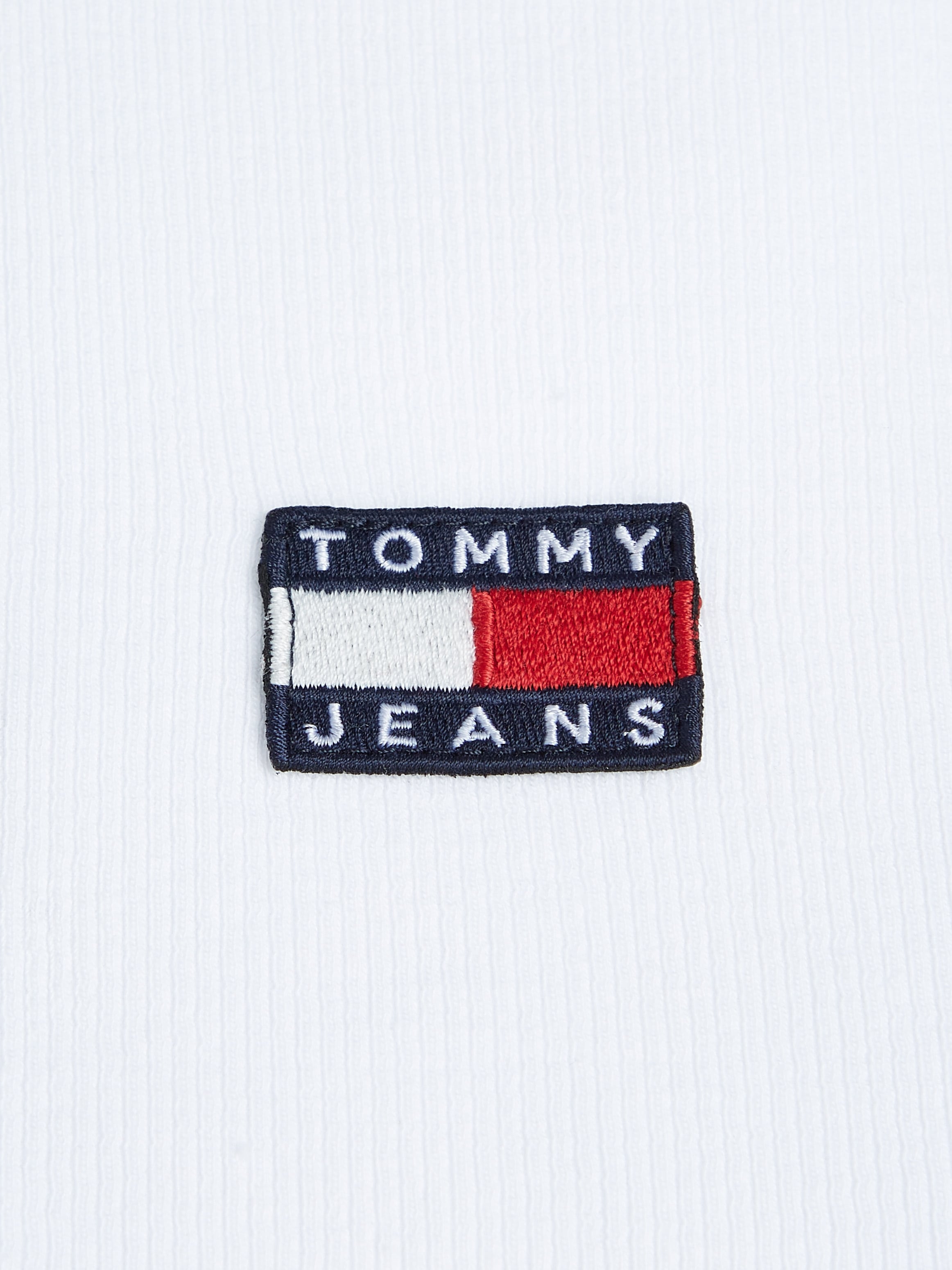 Tommy Jeans T-Shirt »TJW BBY XS BADGE RIB TEE«, mit Logobadge bestellen |  BAUR