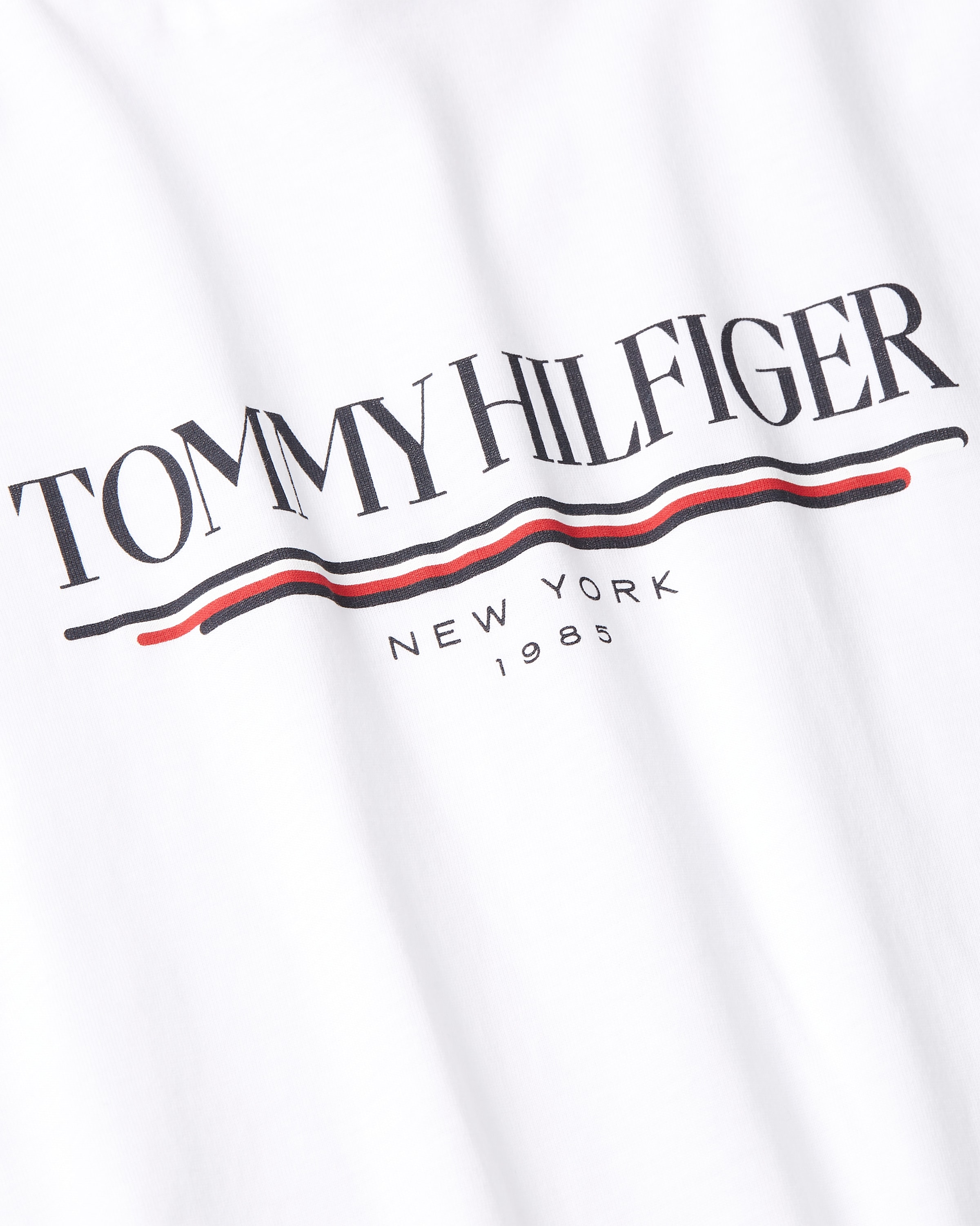 Tommy Hilfiger T-Shirt »BRAND LOVE HILFIGER TEE«