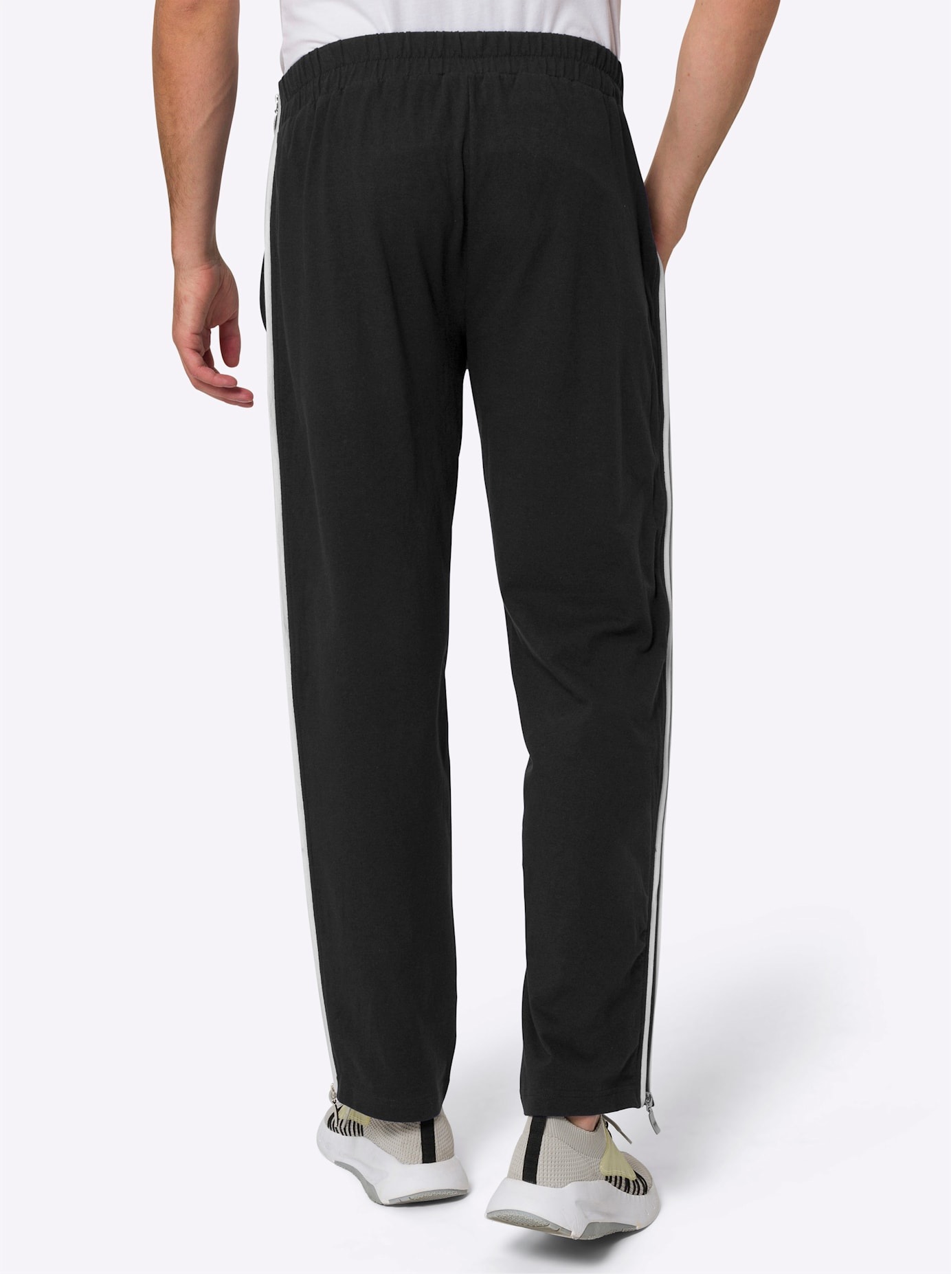 Classic Men's Pull-On Trousers Black Size 31 2