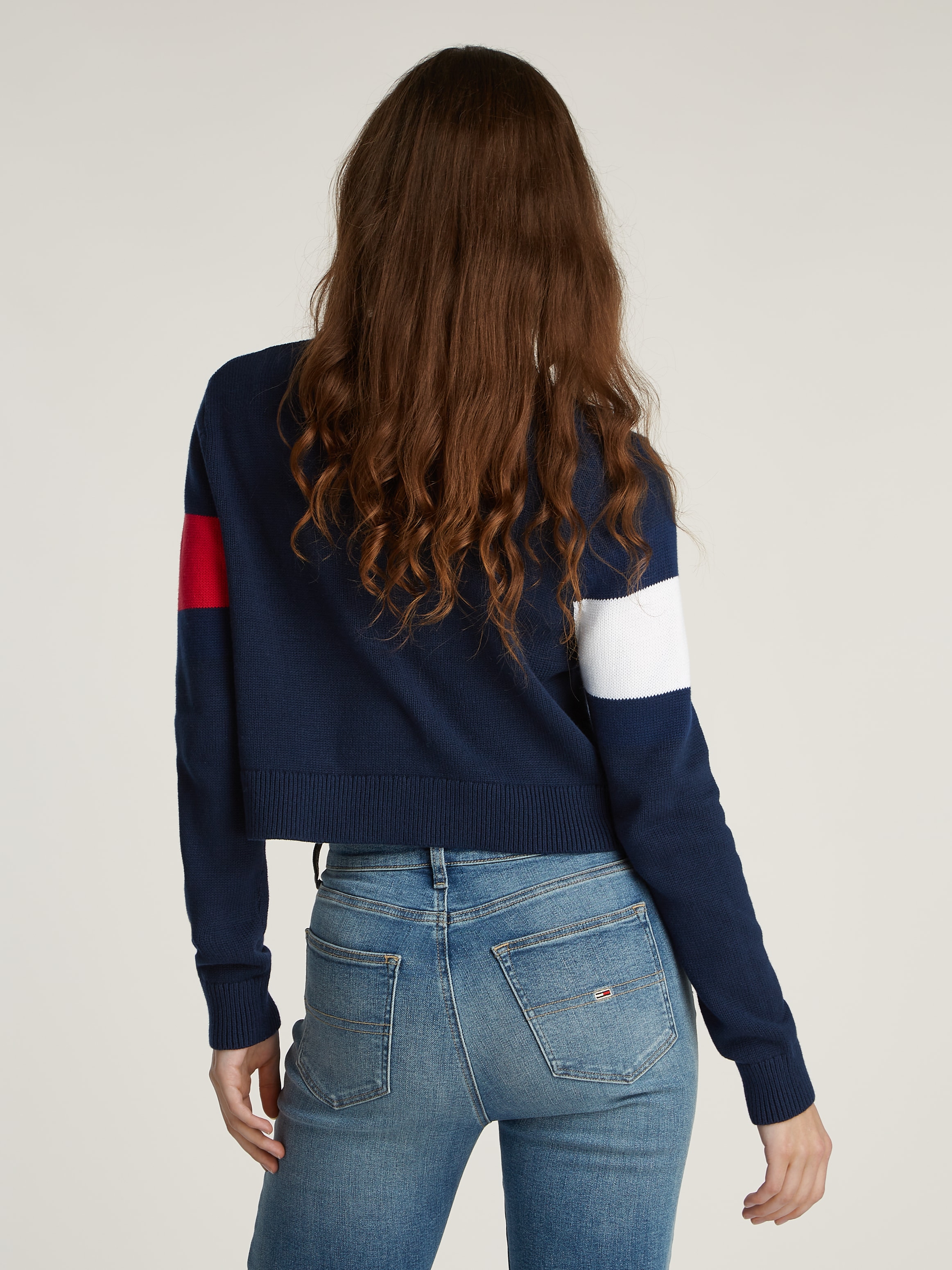 Tommy Jeans Curve Strickpullover »TJW CENTER FLAG SWEATER EXT«, in Großen Größen, Logo-Flag