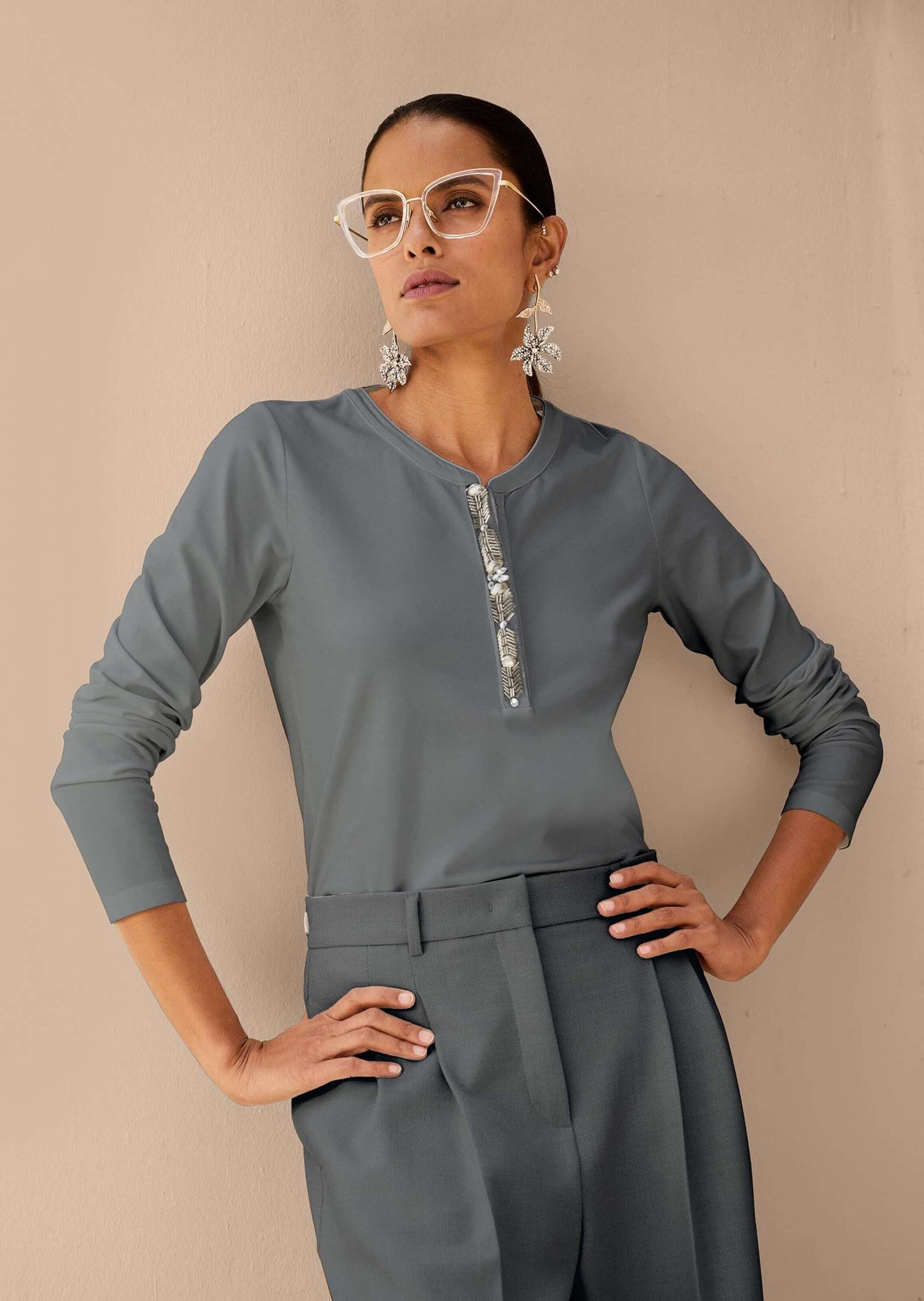MADELEINE Langarmshirt »Blusenshirt Elegantes Shirt mit Schmucksteinen«