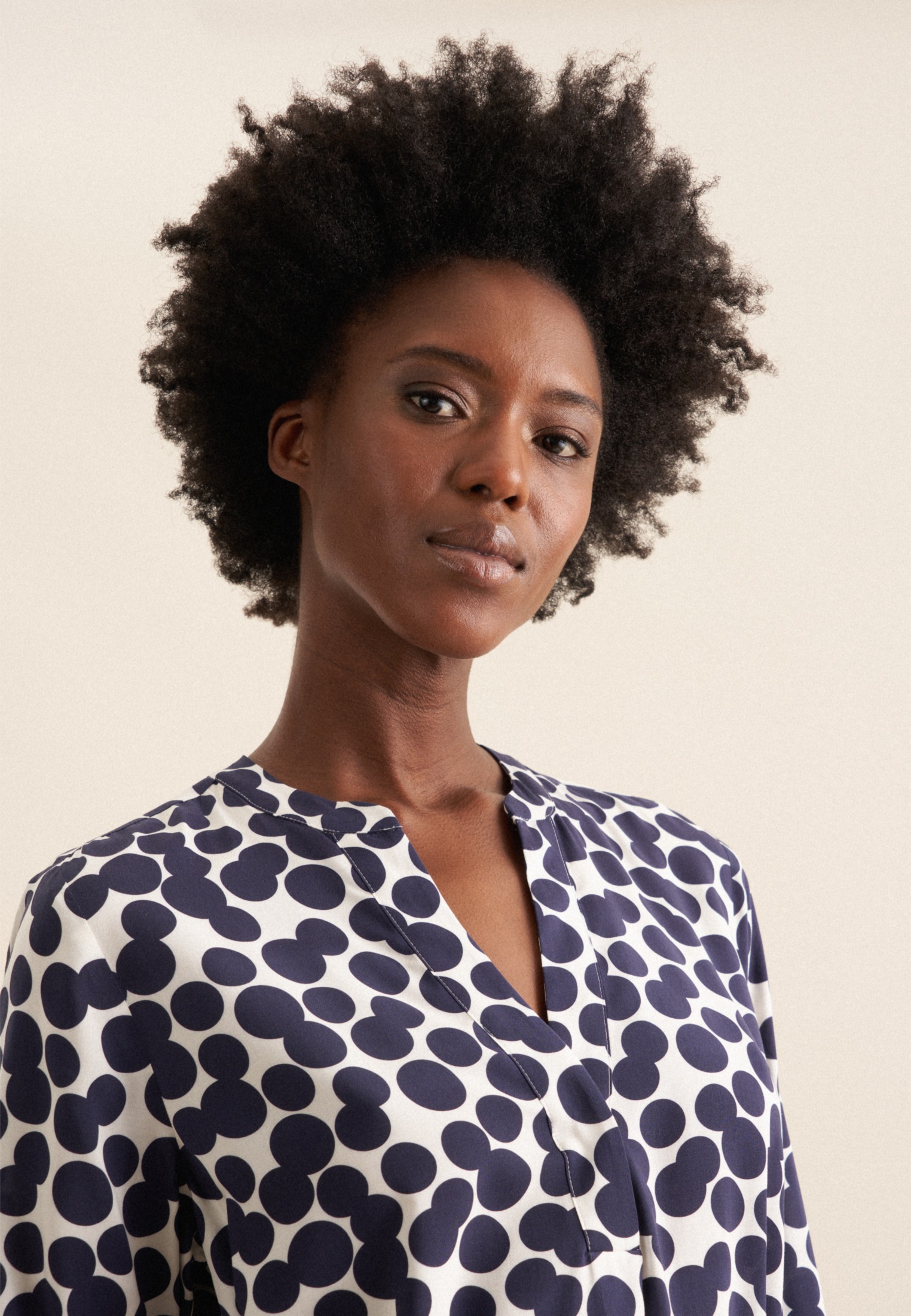 Thumbnail - seidensticker Sommerkleid "Schwarze Rose" 1/1 Kragen Punkte