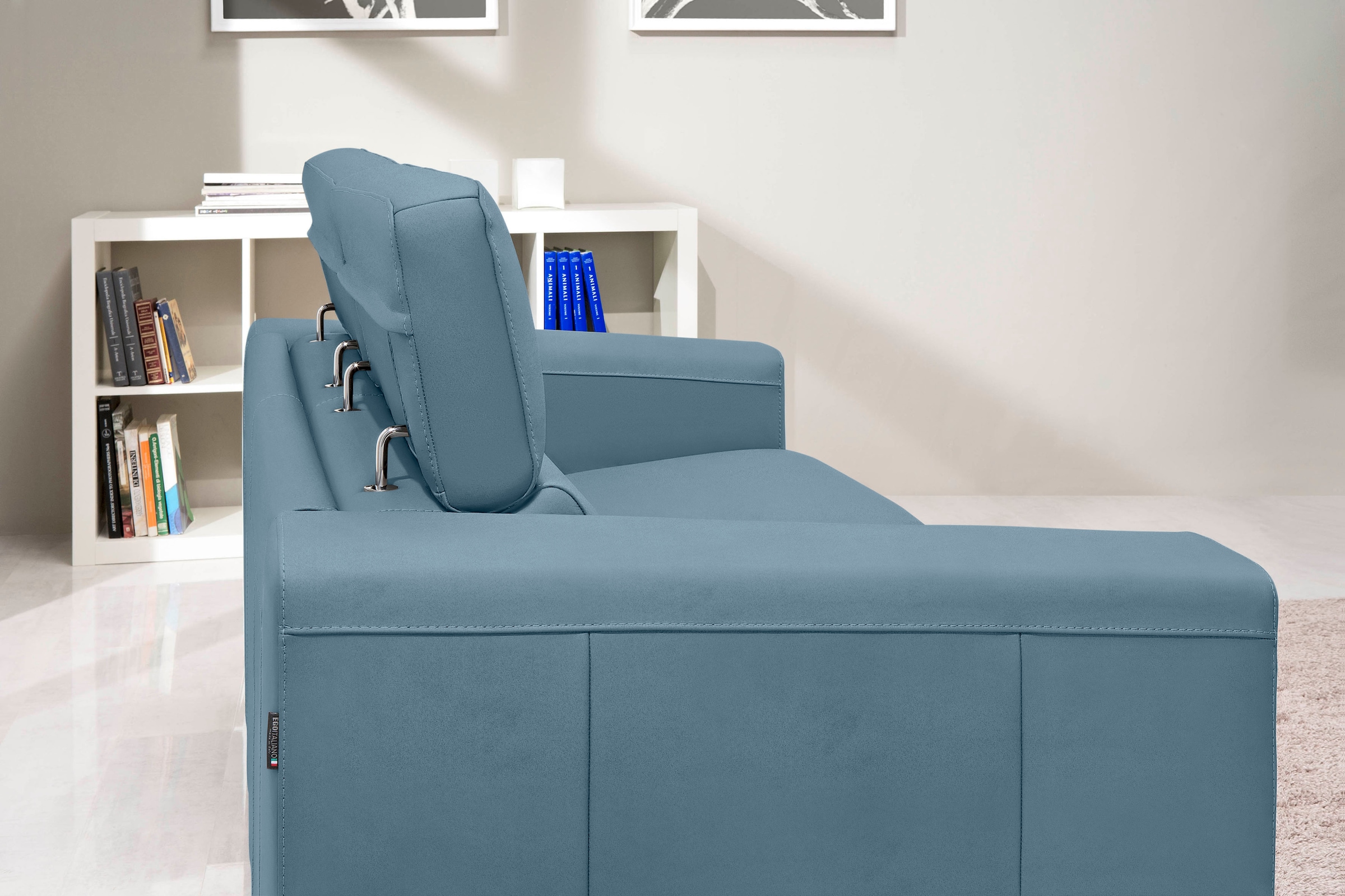 Egoitaliano 2,5-Sitzer »Cabiria, Design und super Sitzkomfort«, inkl. manuell verstellbarer Kopfstützen, mit Metallfüßen