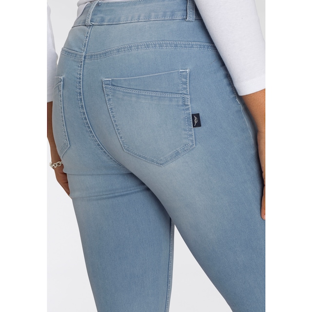 Waist BAUR Arizona für High »Ultra Stretch«, mit kaufen Shapingnähten | Bootcut-Jeans