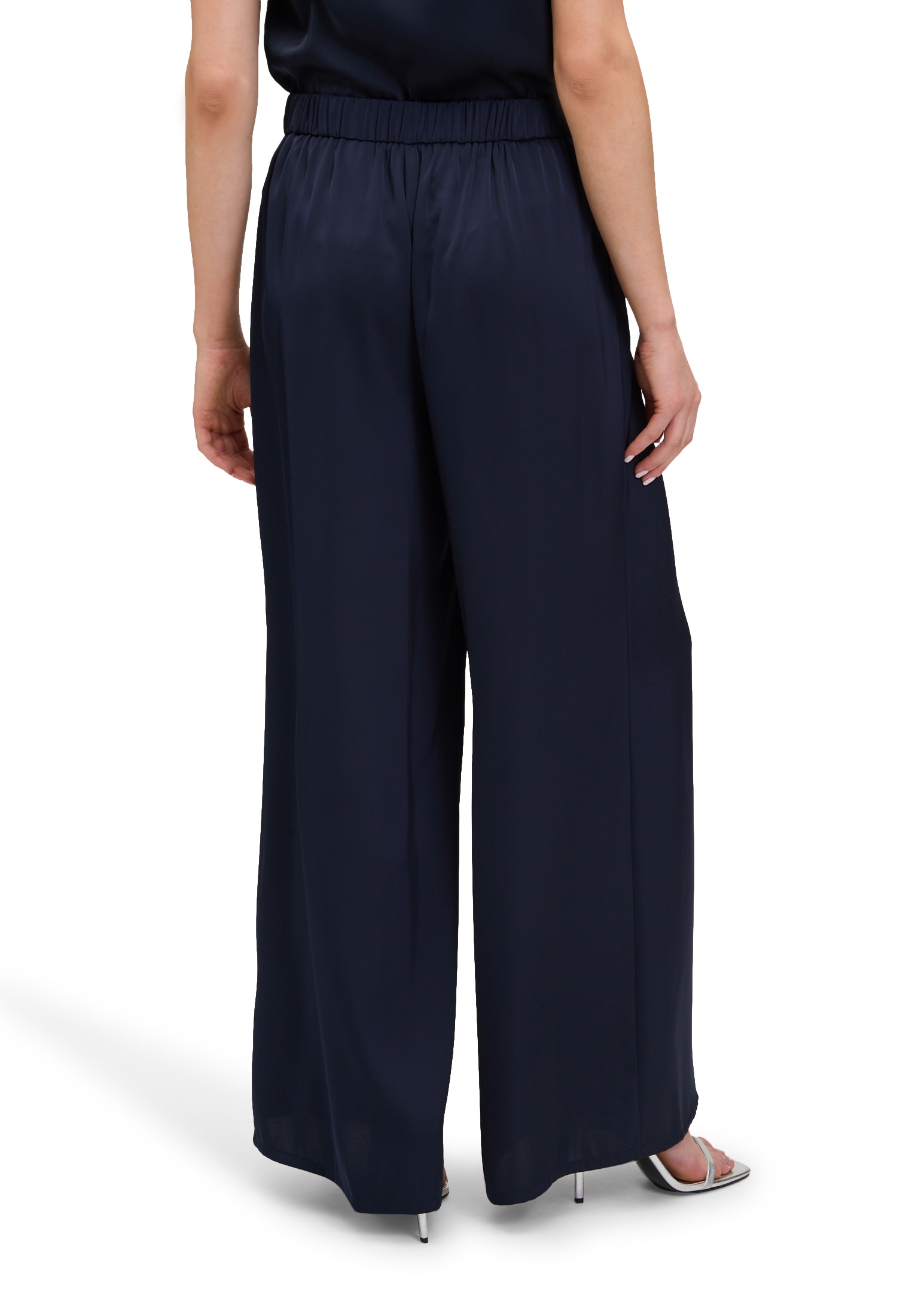 Vera Mont Stoffhose »Vera Mont Modern fit Hose mit Taschen«, Material